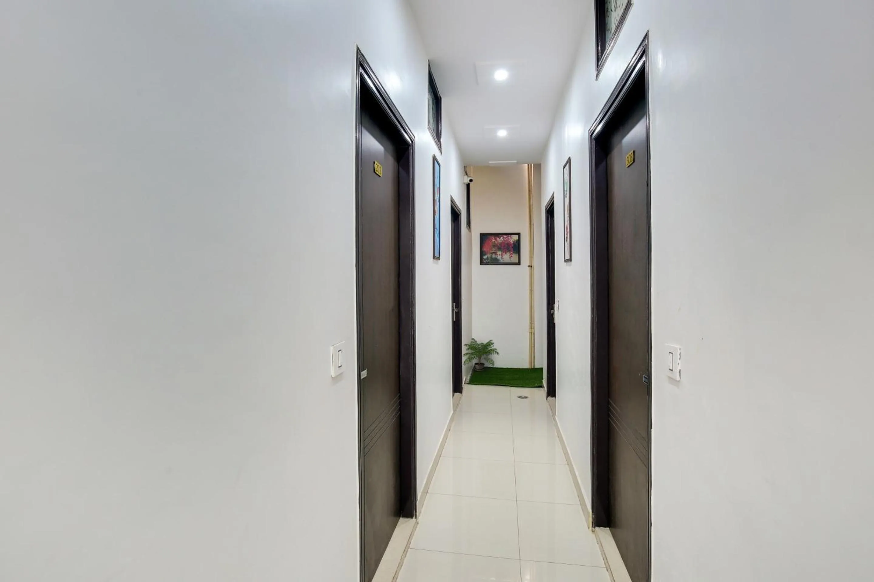 Bedroom in Hotel O King Star Residency