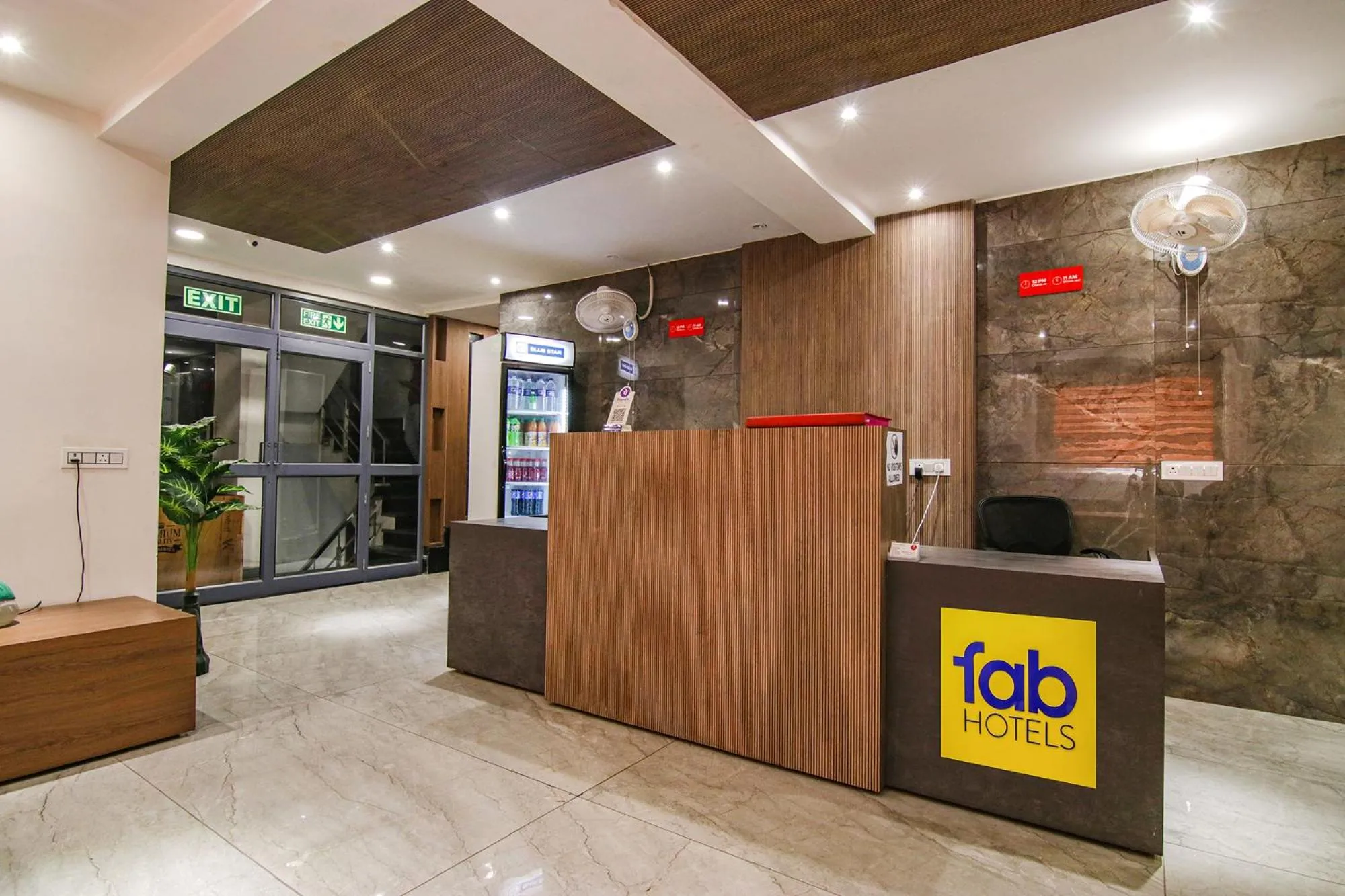 Lobby or reception in FabHotel Moro Rohini Sector 4