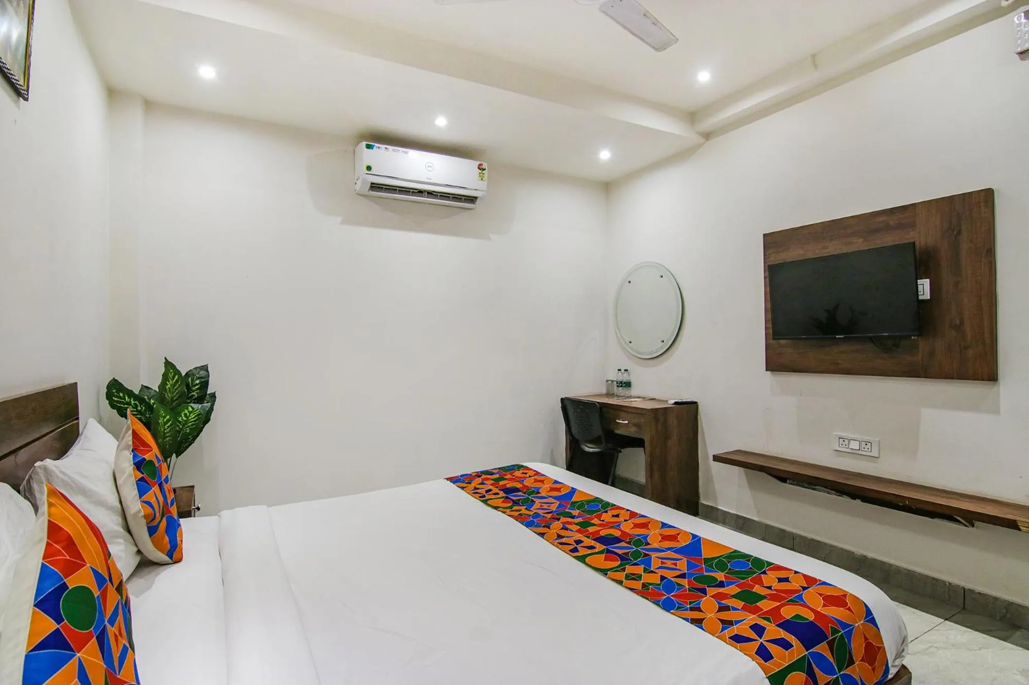 Bed in FabHotel Moro Rohini Sector 4