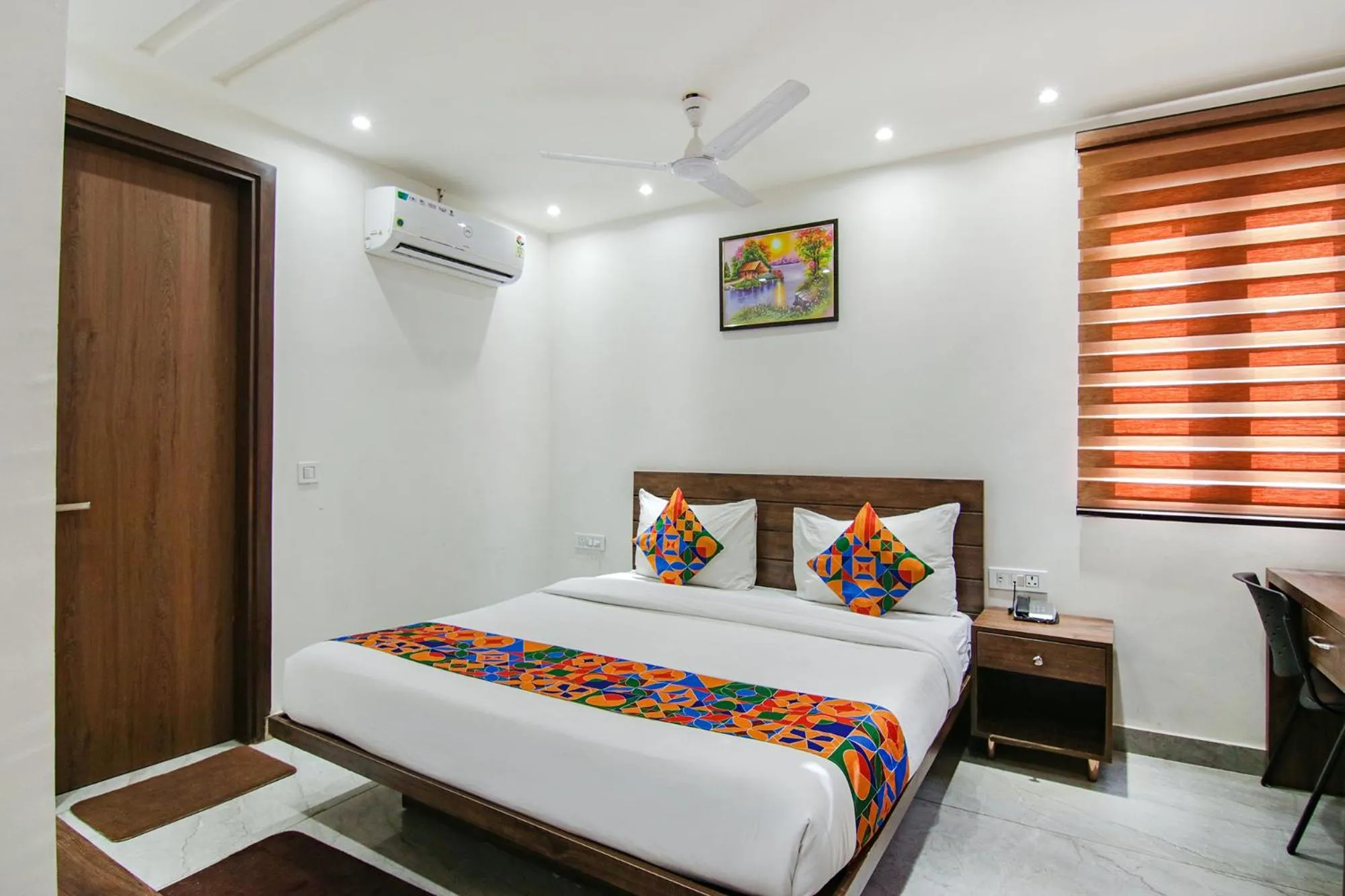 Bed in FabHotel Moro Rohini Sector 4
