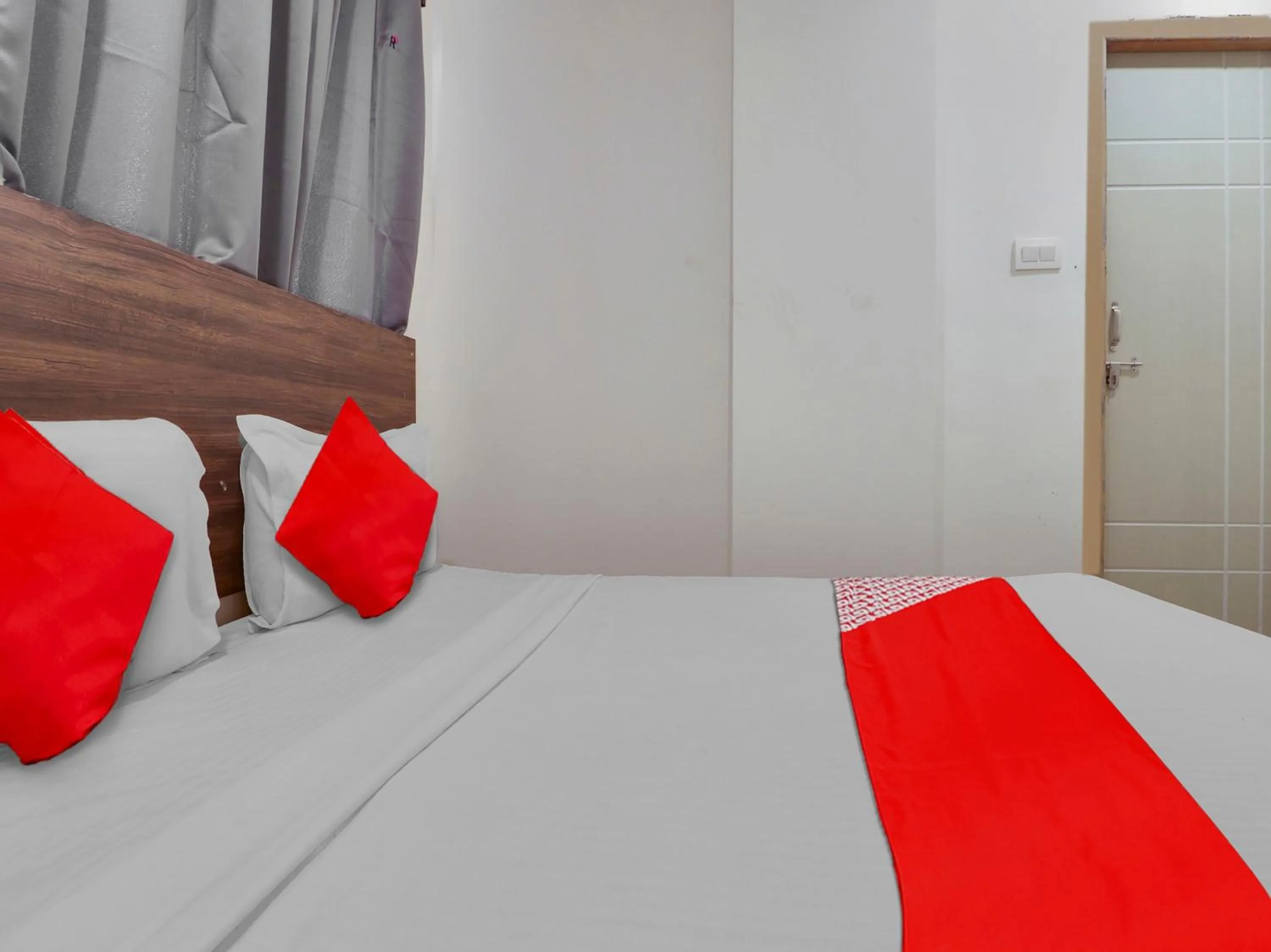 Bedroom, Bed in Hotel O R Square Uppal