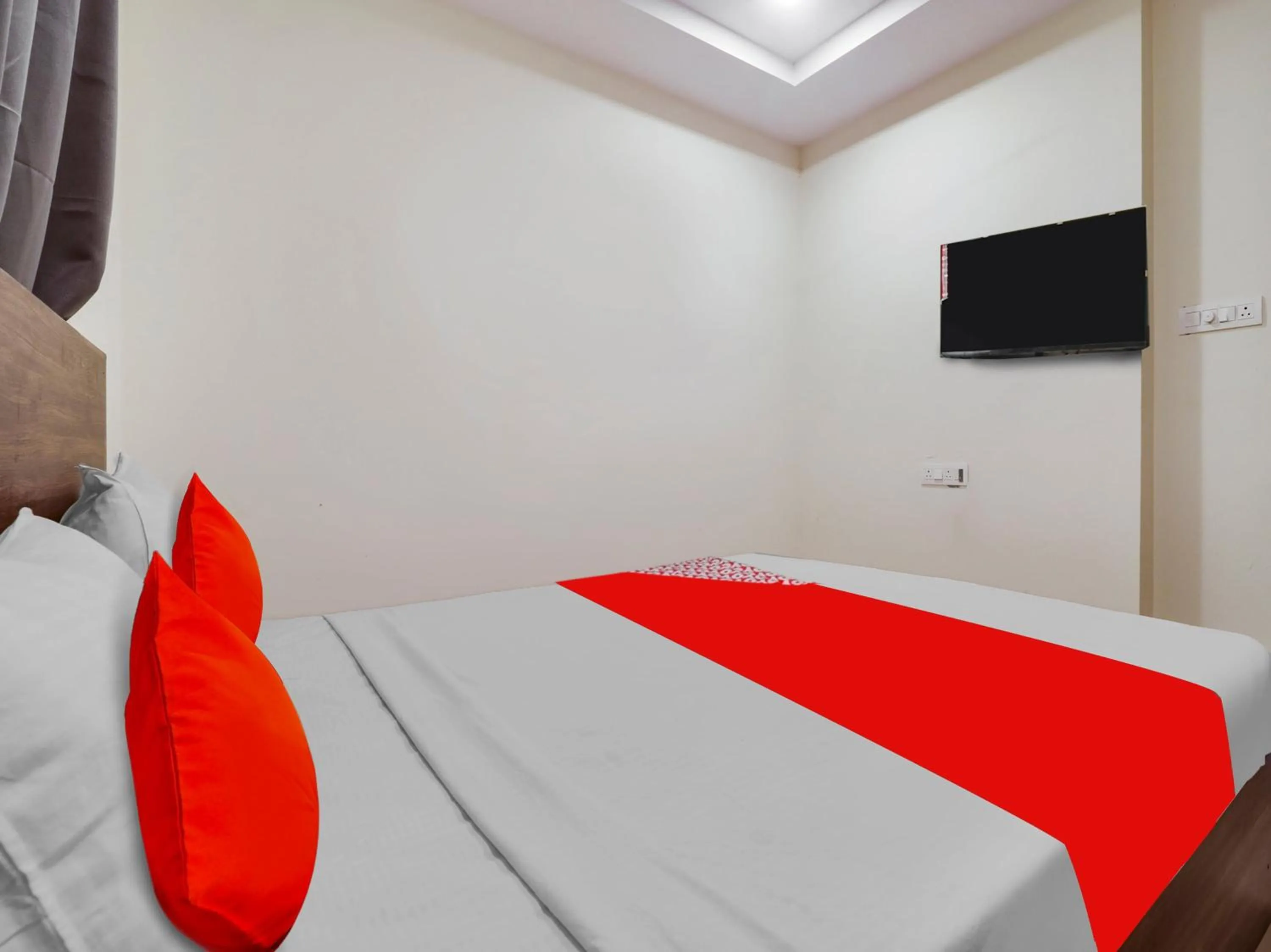 Bedroom, Bed in Hotel O R Square Uppal