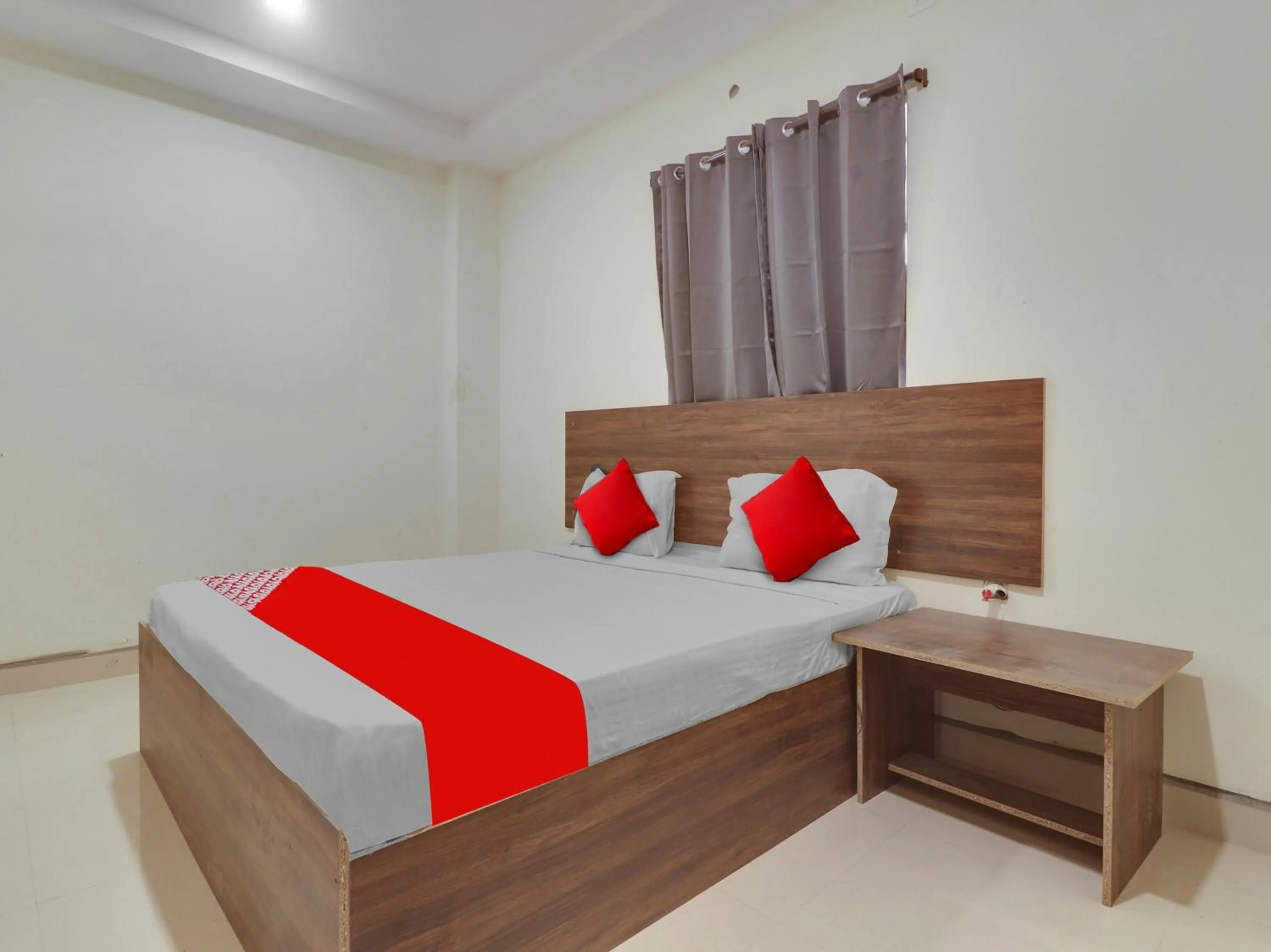 Bedroom, Bed in Hotel O R Square Uppal