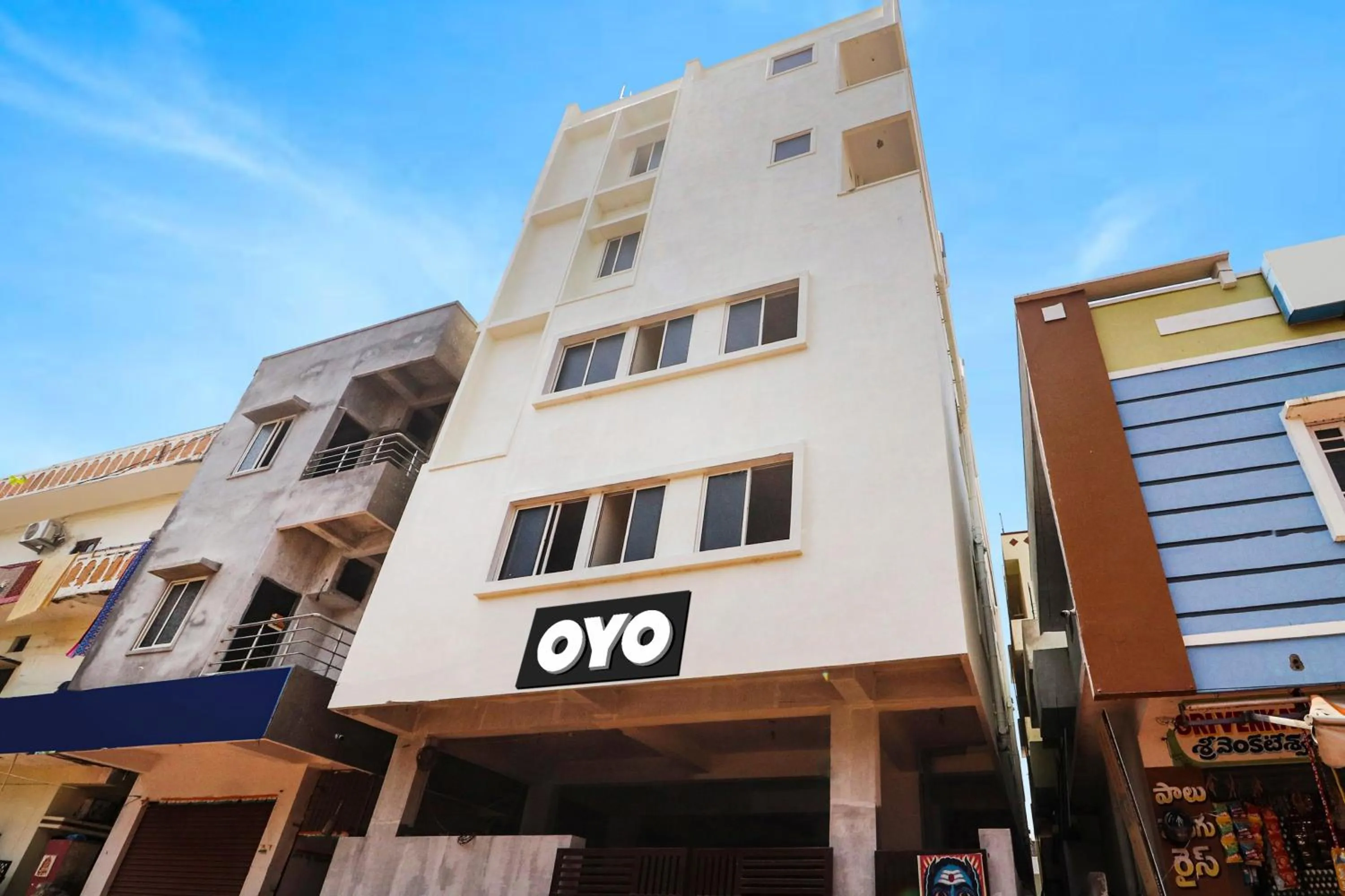 Facade/entrance in Super Hotel O R Square Uppal