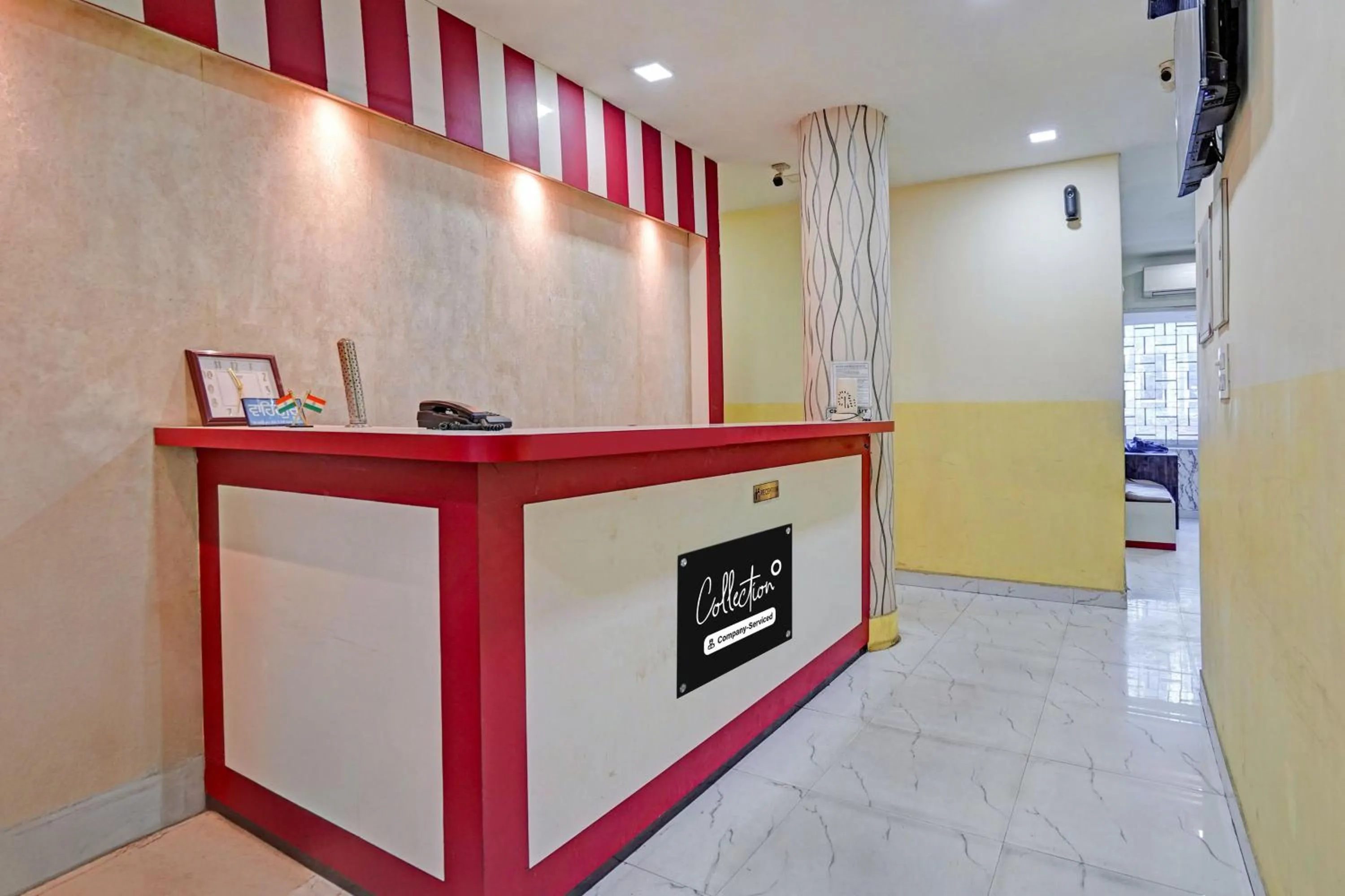 Lobby or reception in Super Collection O Dalhousie Square Kolkata Formerly G.N Palace