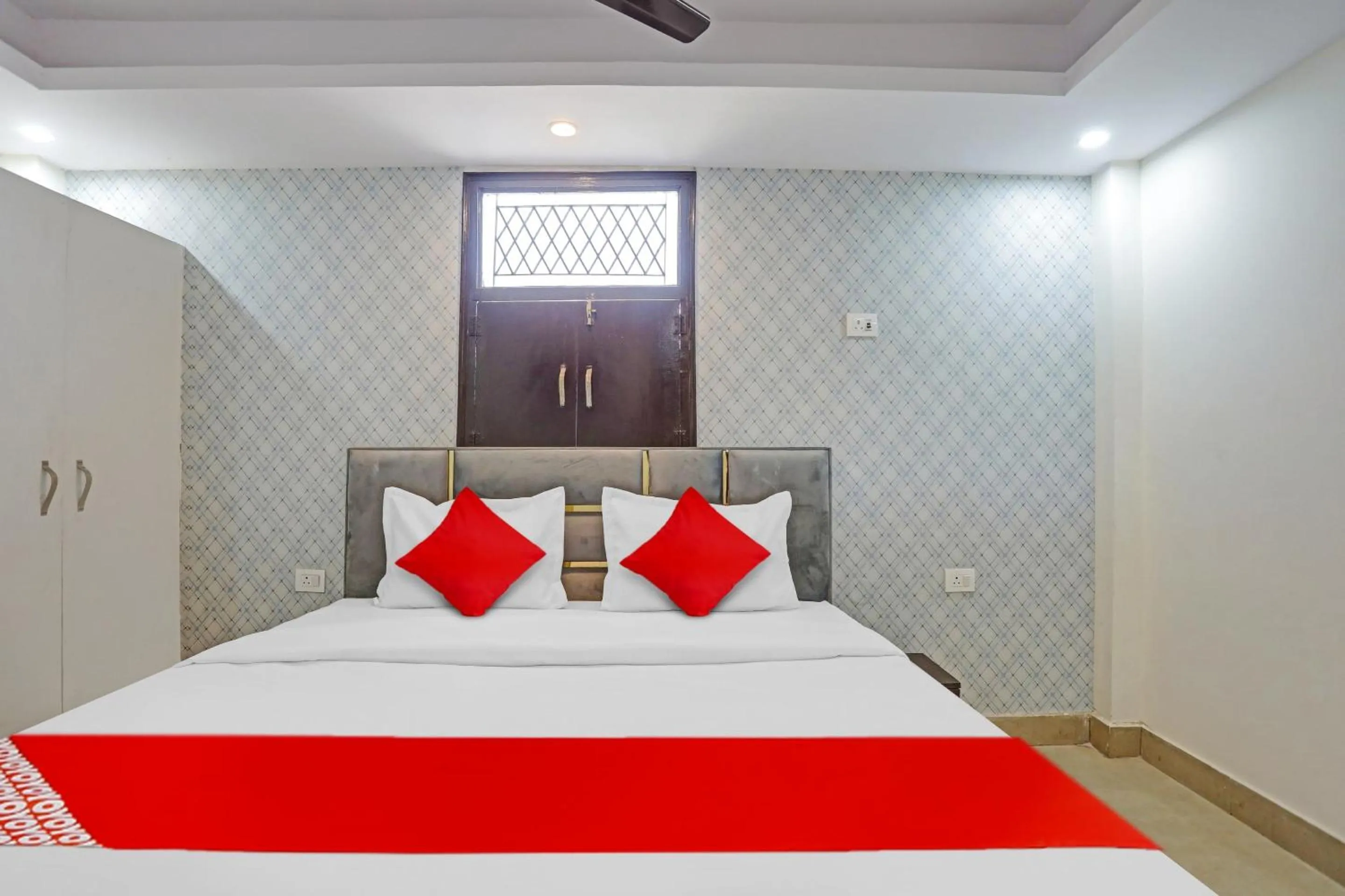 Facade/entrance in Hotel O JAI SHREE HOTEL