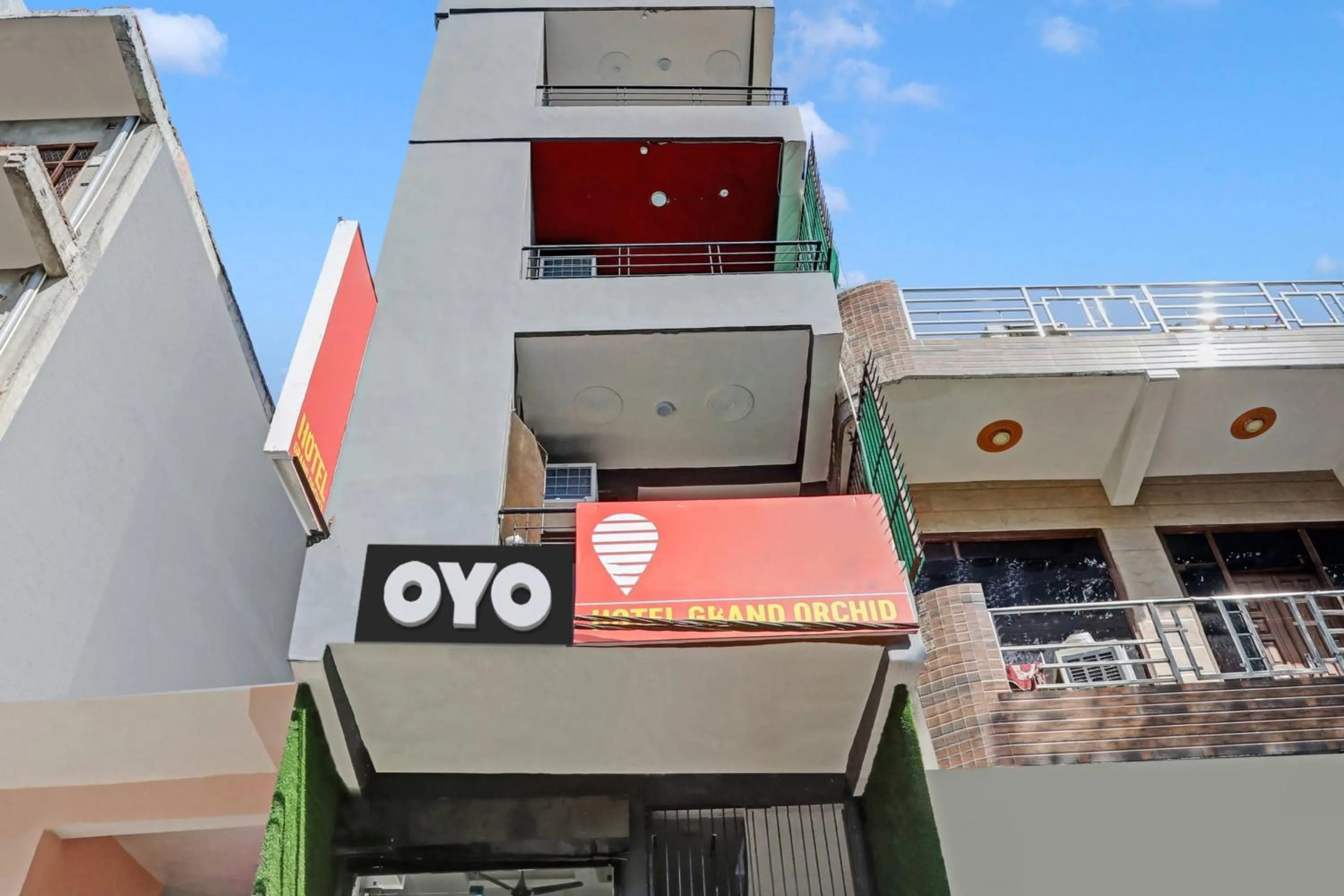 Facade/entrance in Hotel O JAI SHREE HOTEL