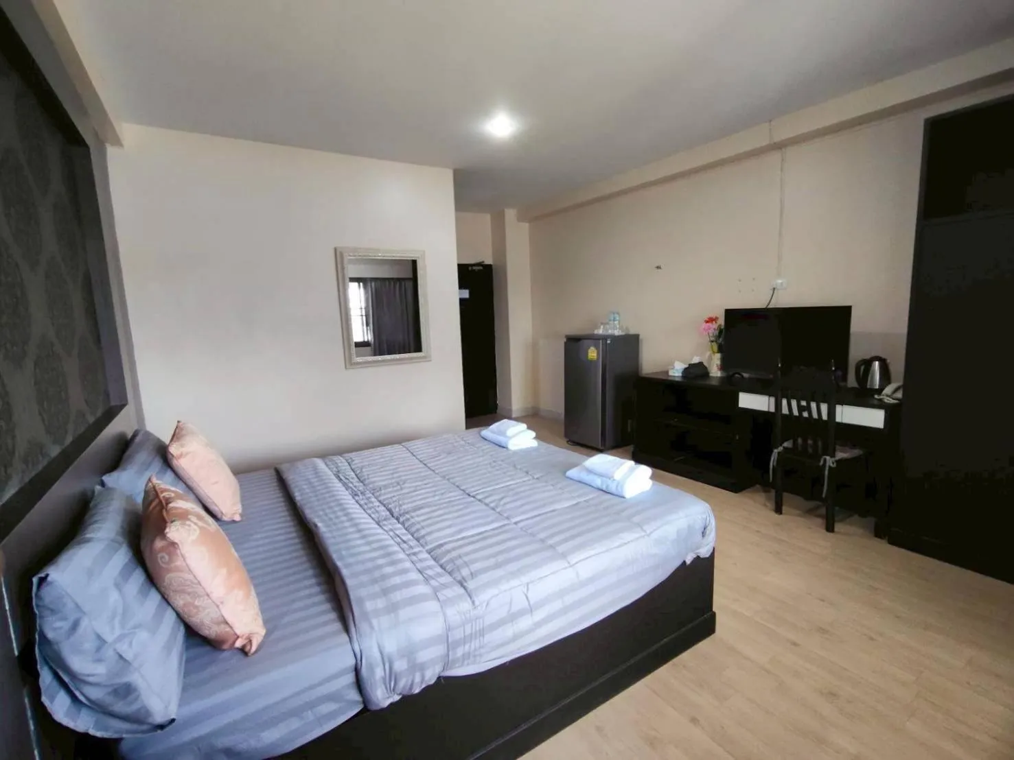 Bed in Metro Residence