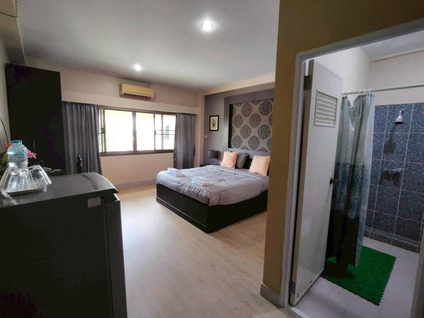 Bed in Metro Residence