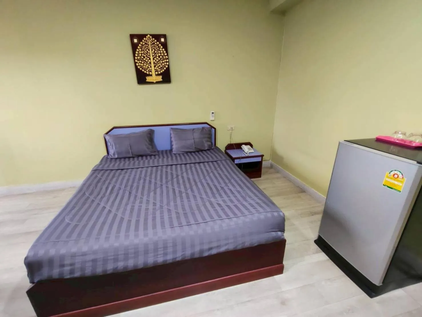 Bed in Metro Residence