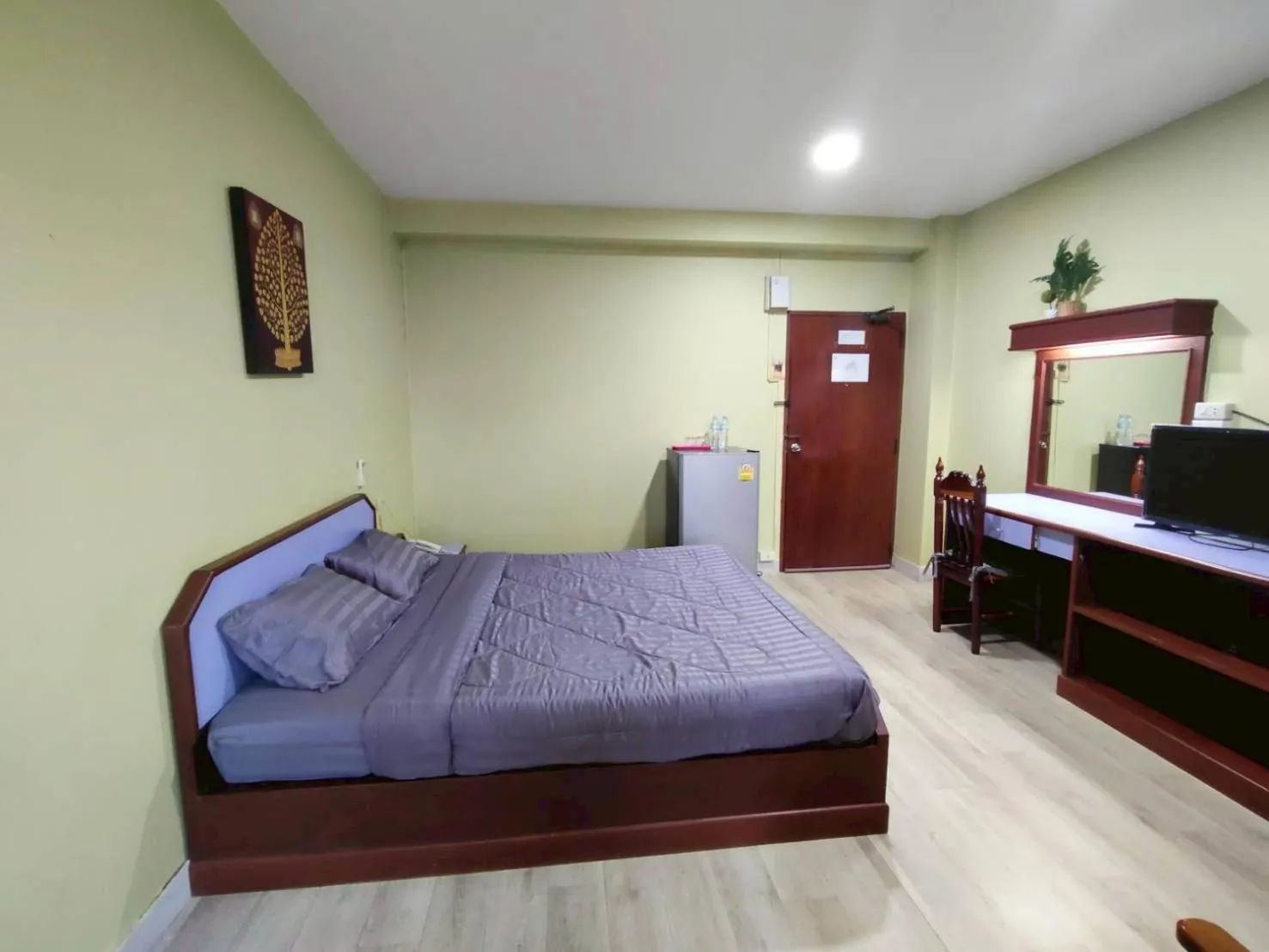 Bed in Metro Residence