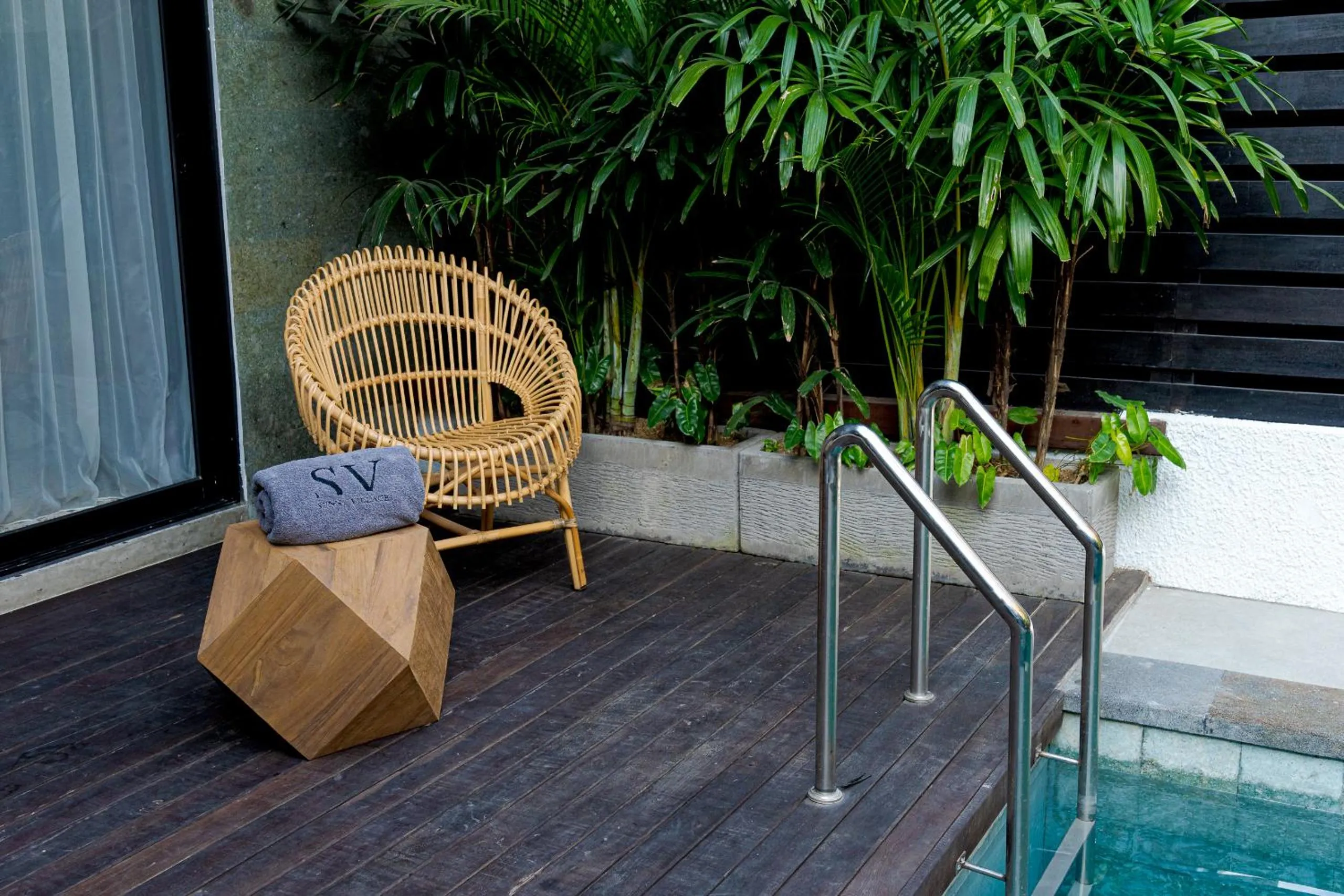 Patio in Sunny Village Batu Bolong