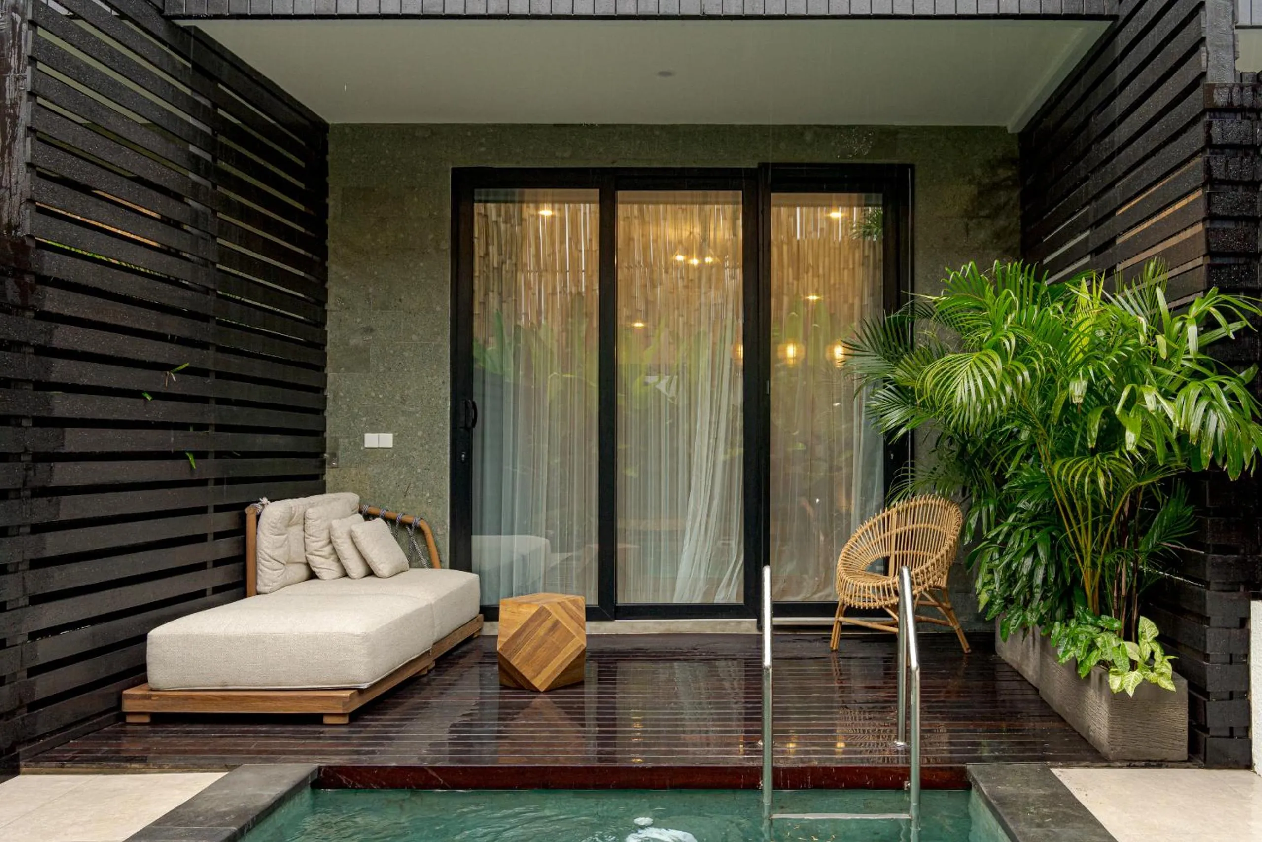 Patio in Sunny Village Batu Bolong