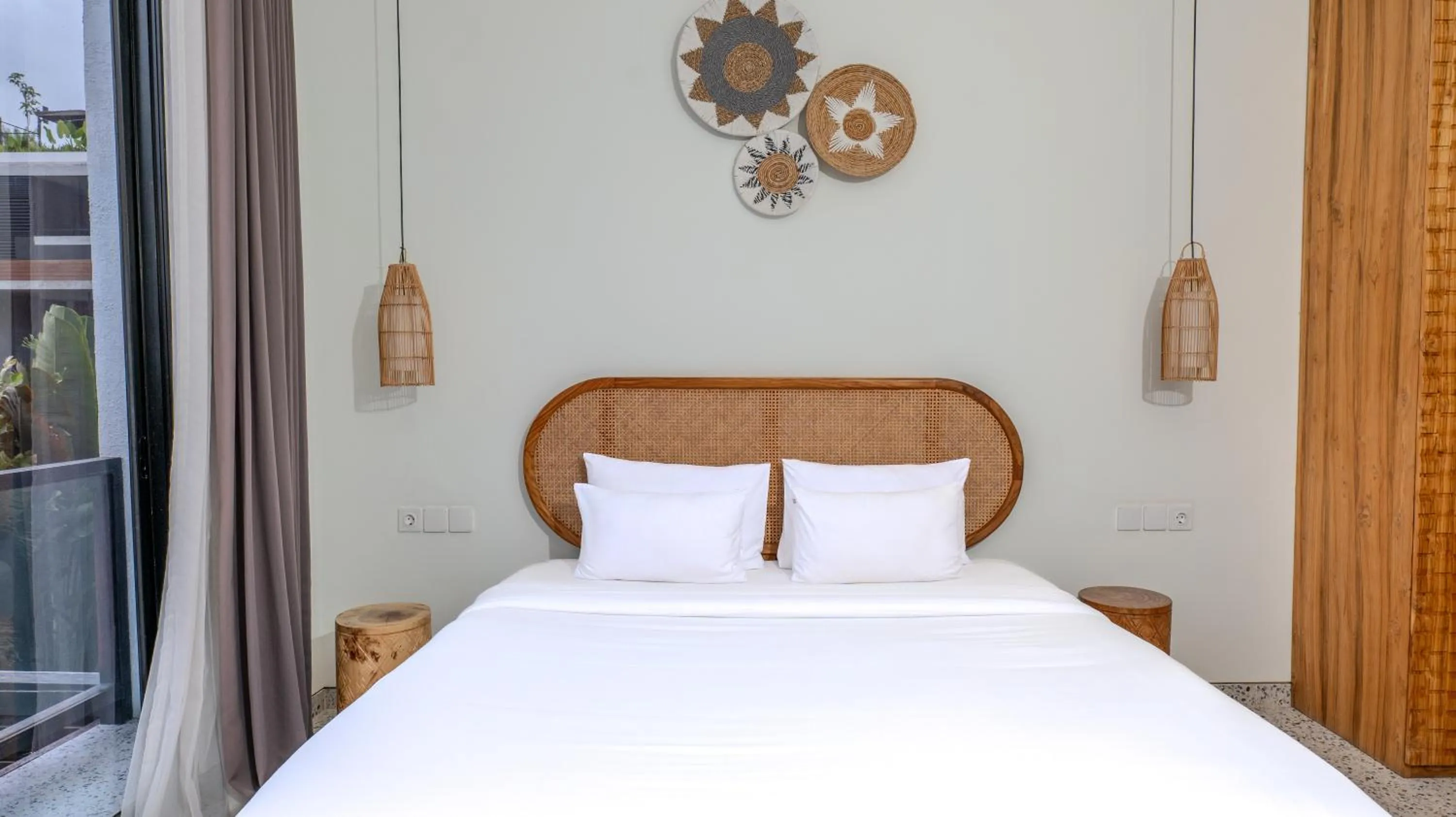 Bed in Sunny Village Batu Bolong