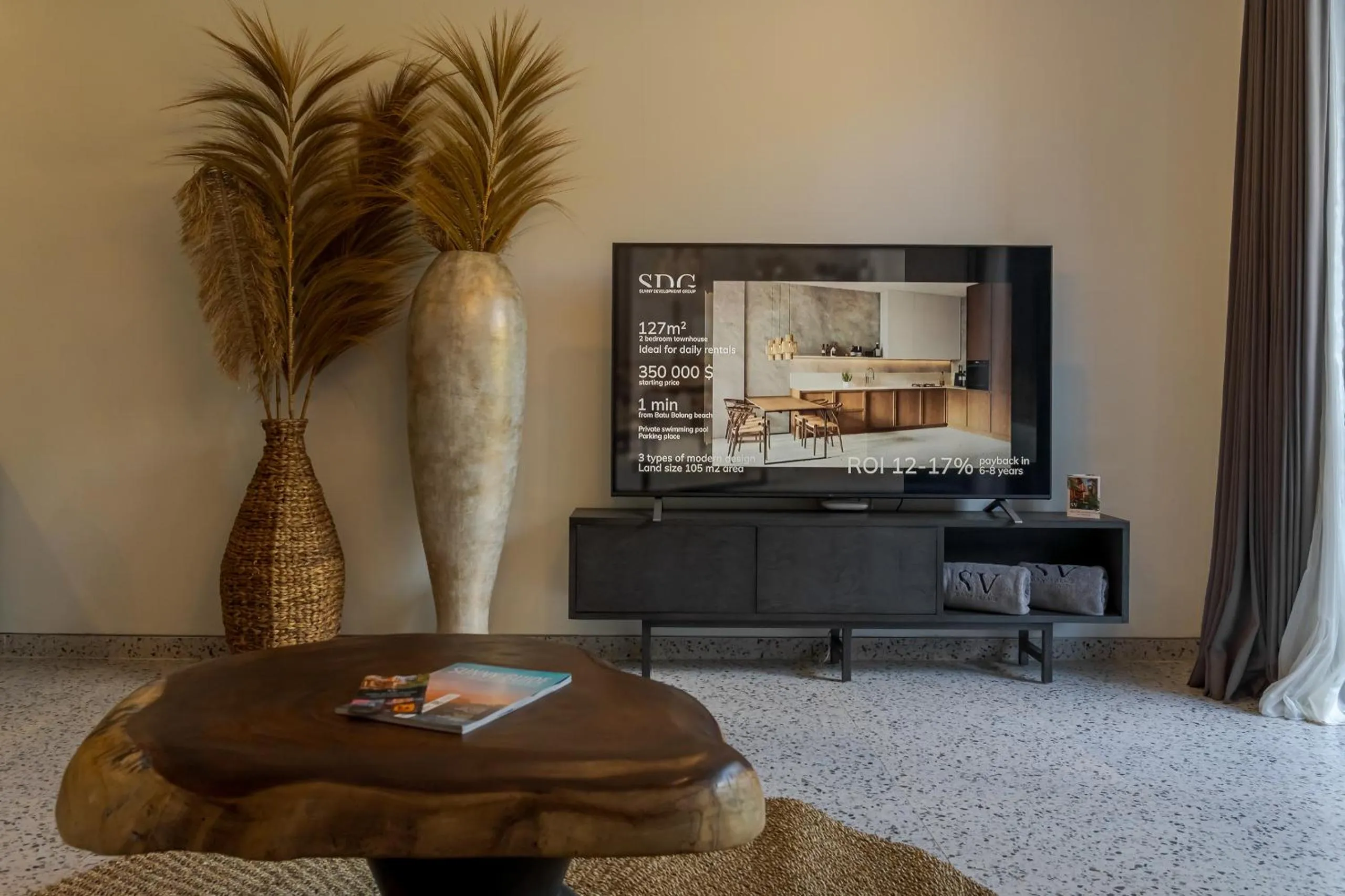 Communal lounge/ TV room in Sunny Village Batu Bolong