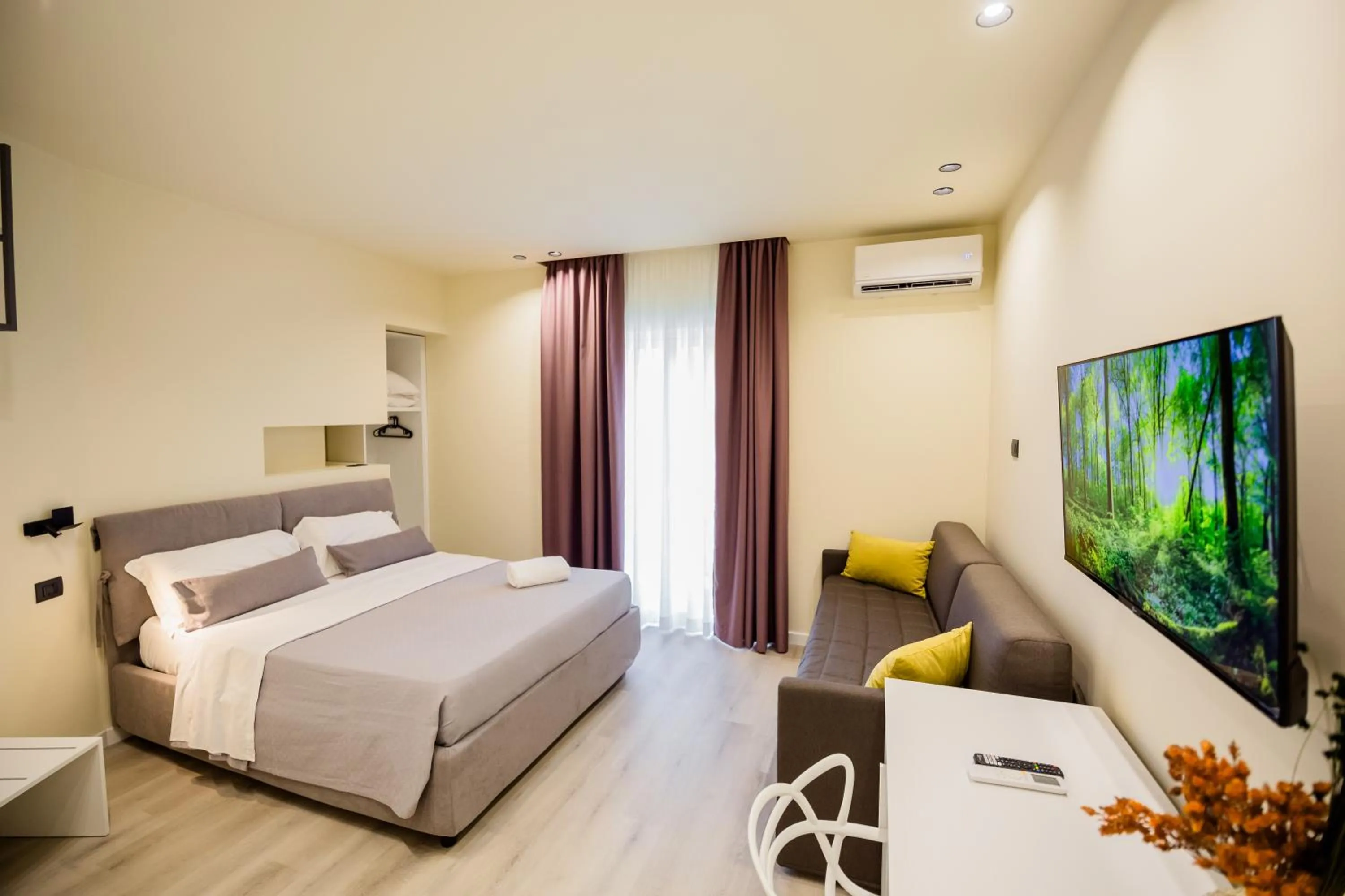 Bed in MAZZINI PALACE