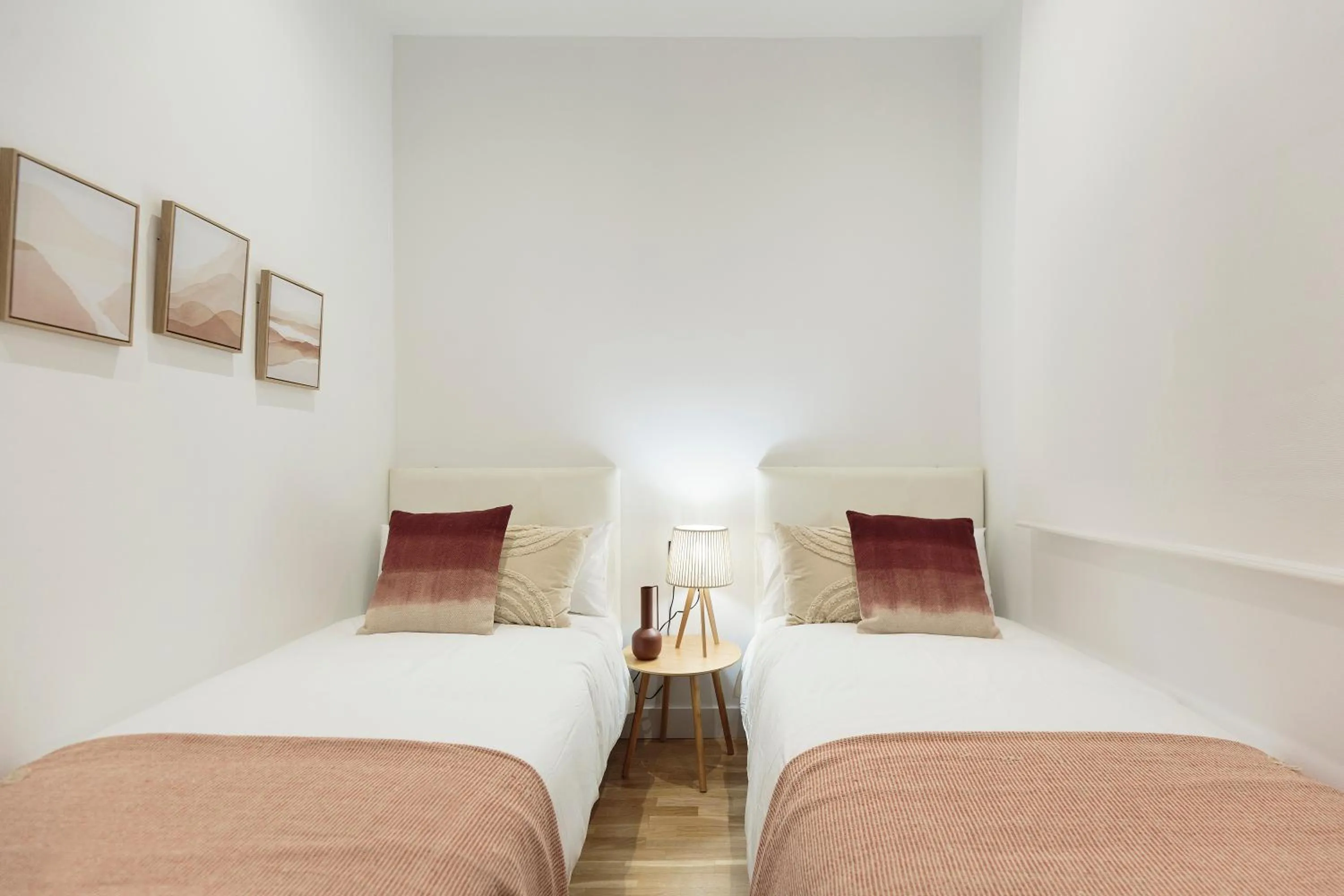 Click&Flat Gaudi Dream I
