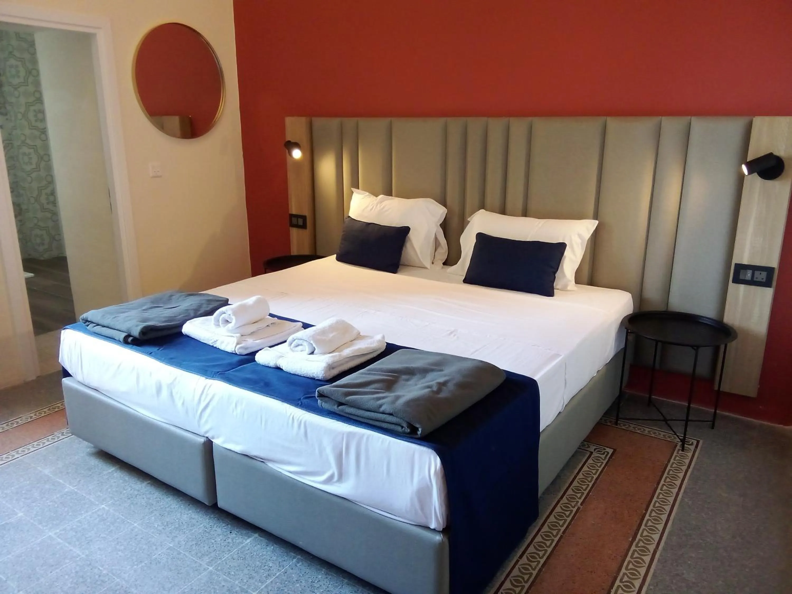 Bedroom, Bed in Mulberry Suites