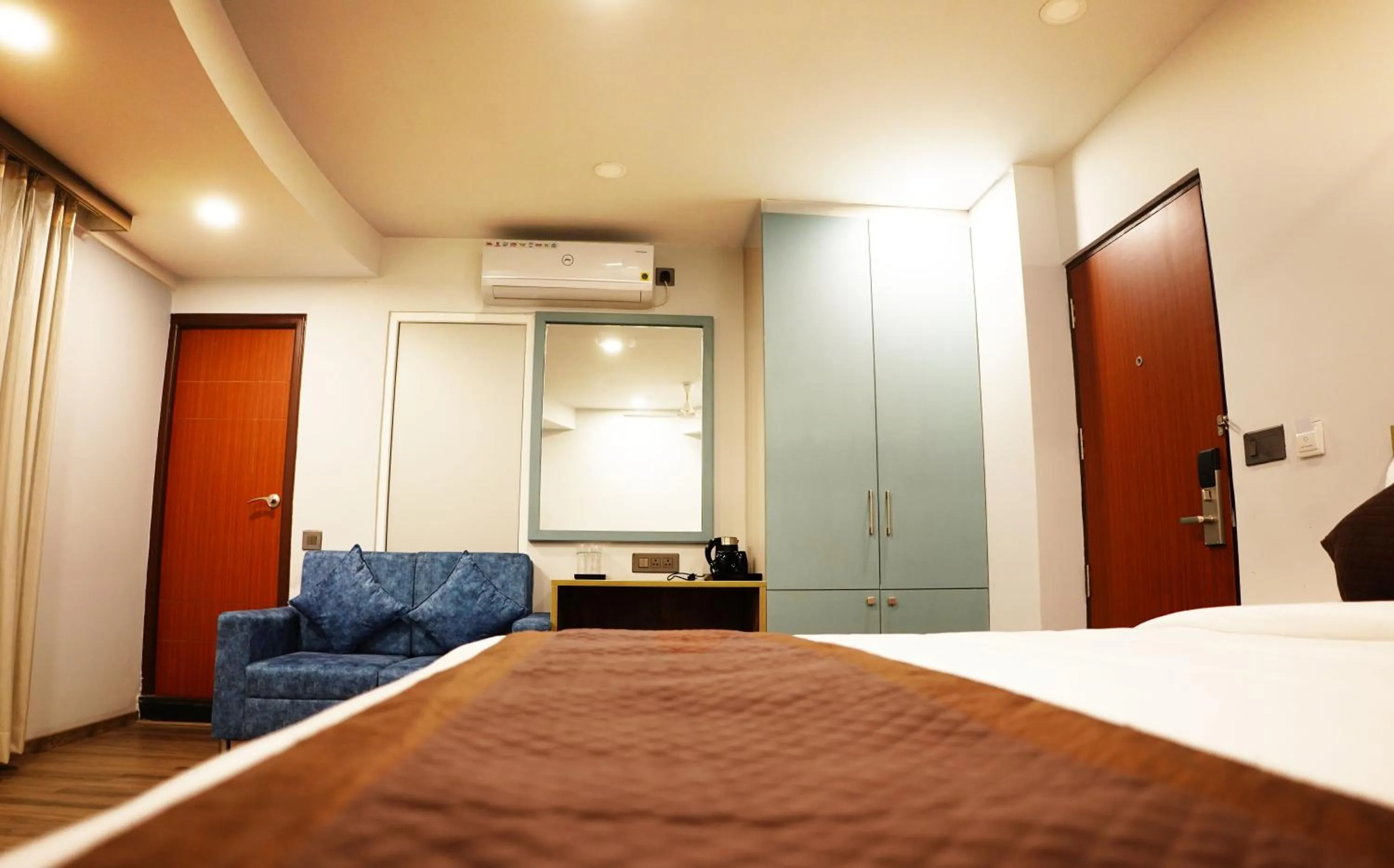 Bed in Dream Hotel - Richmond