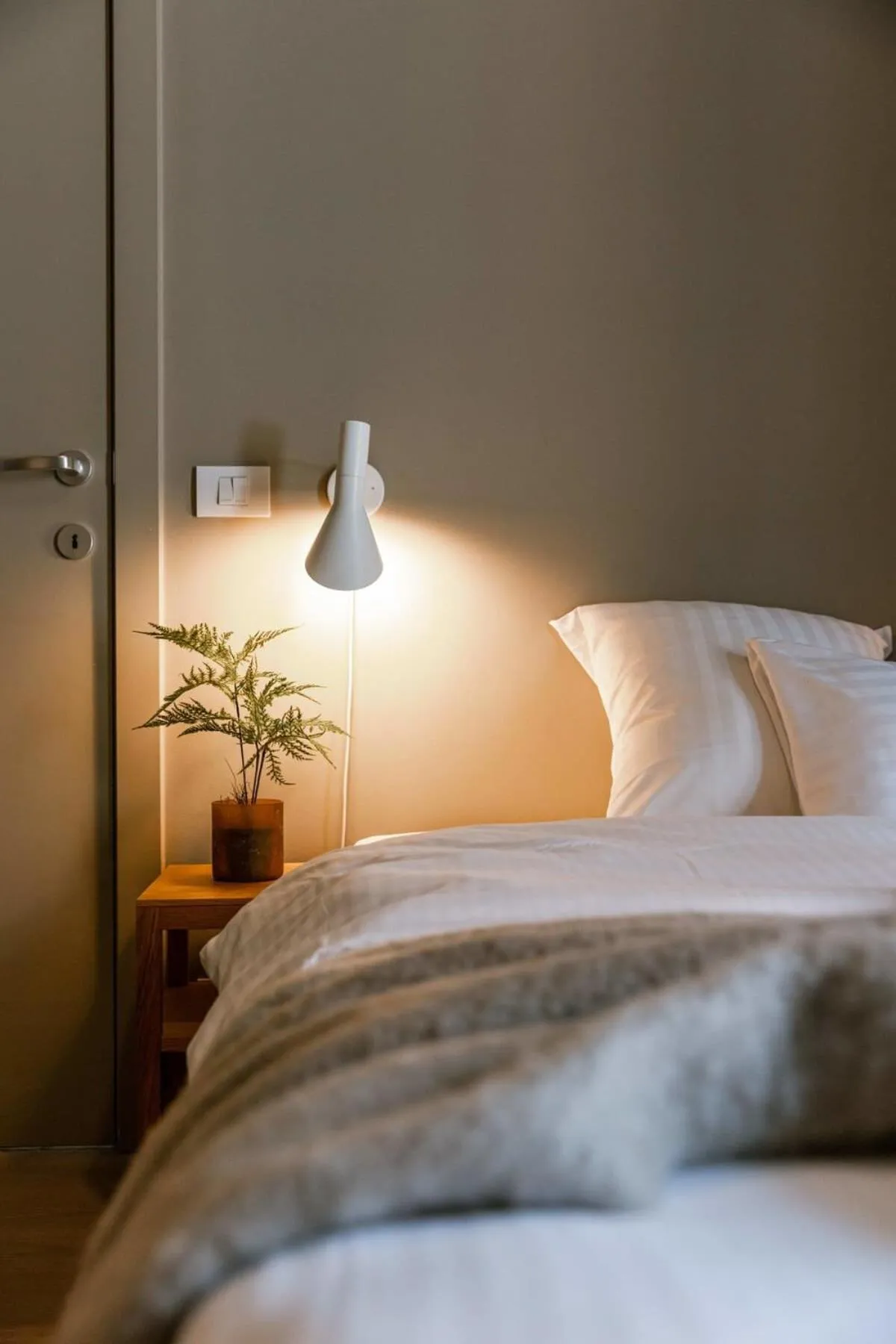 Bed in Huswell - Spacious guest room in Bruges