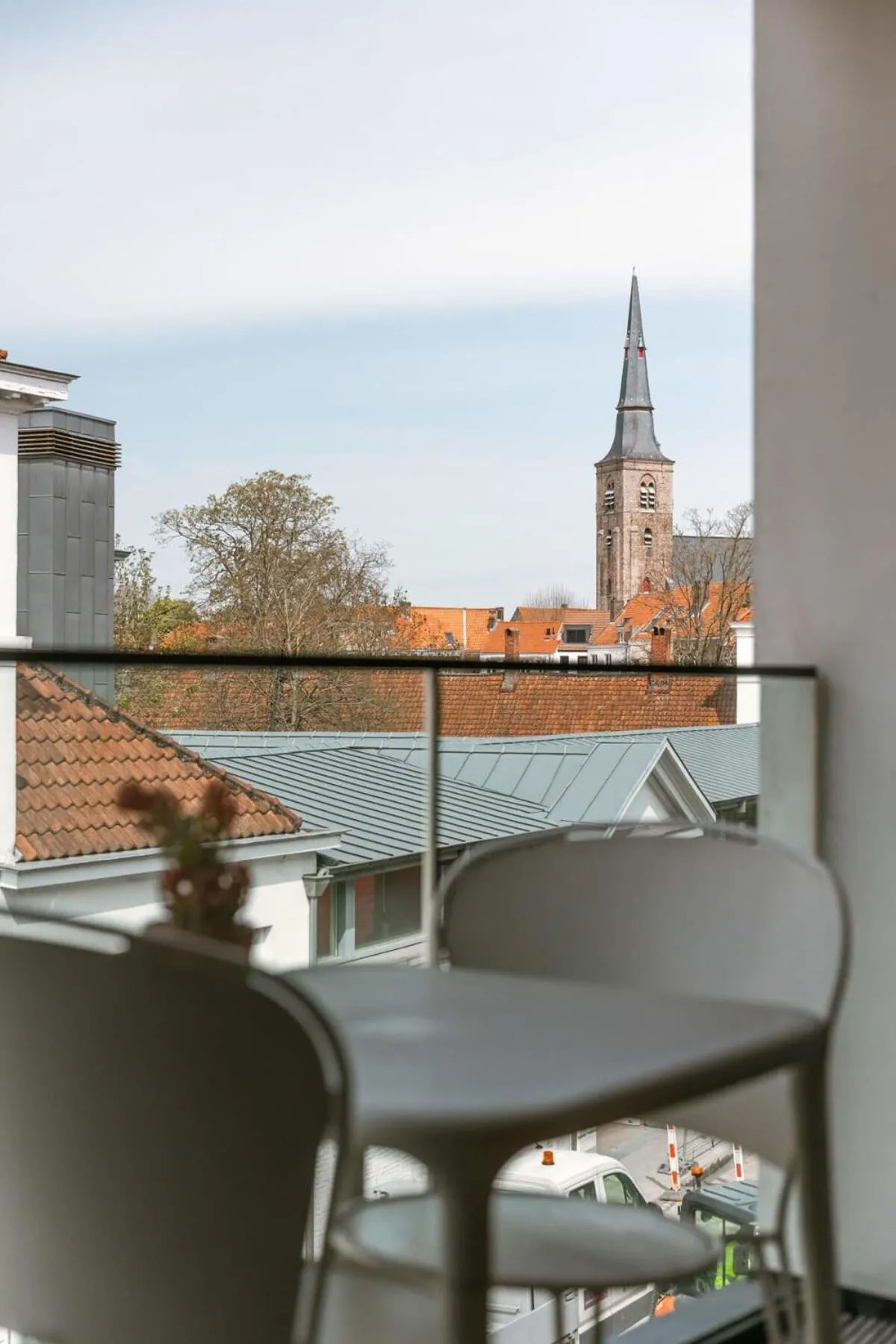 Huswell - Bonrepo Room 103