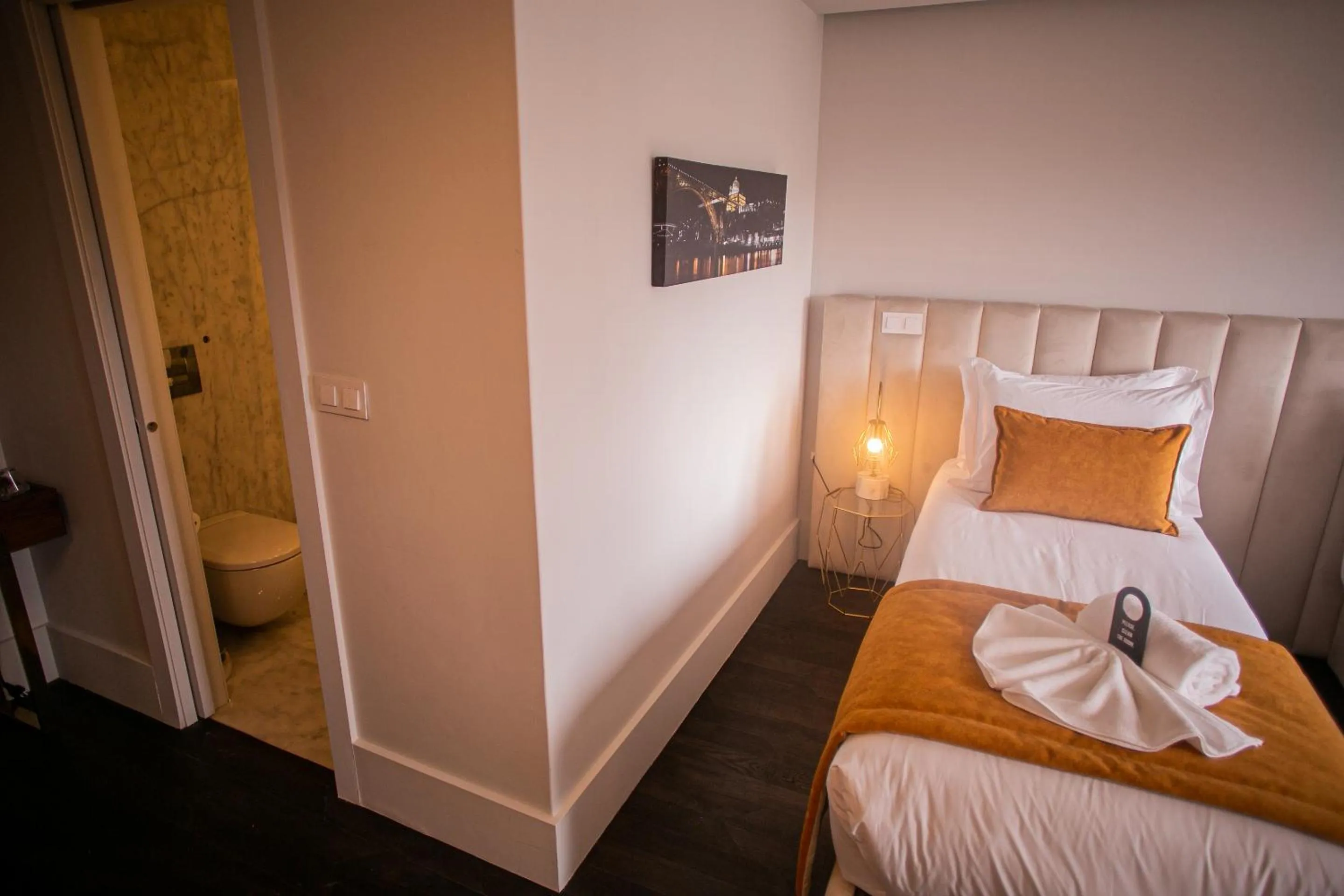 Bed in 262 Boutique Aliados