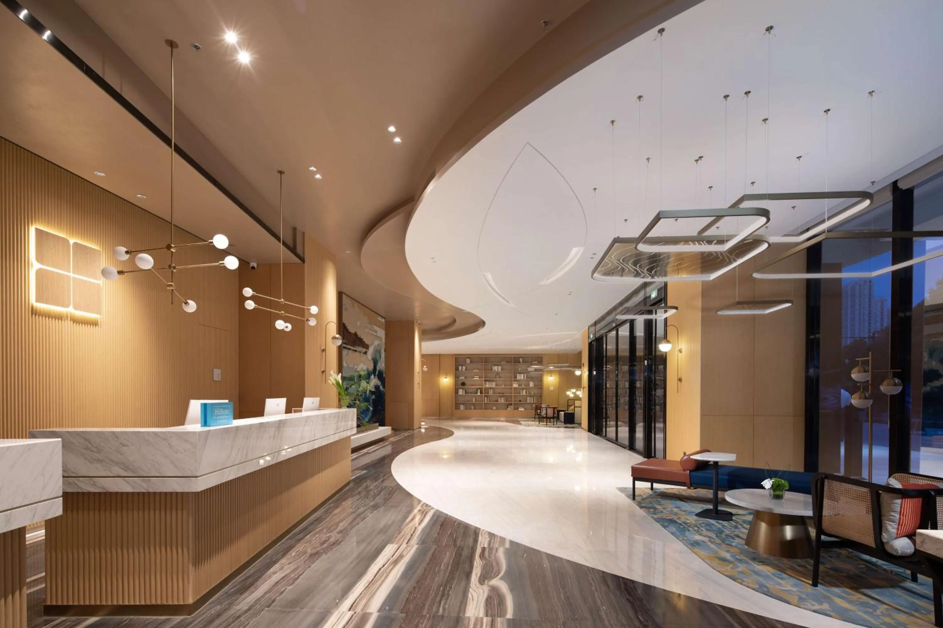 Lobby or reception in Hilton Garden Inn Hangzhou Xiaoshan