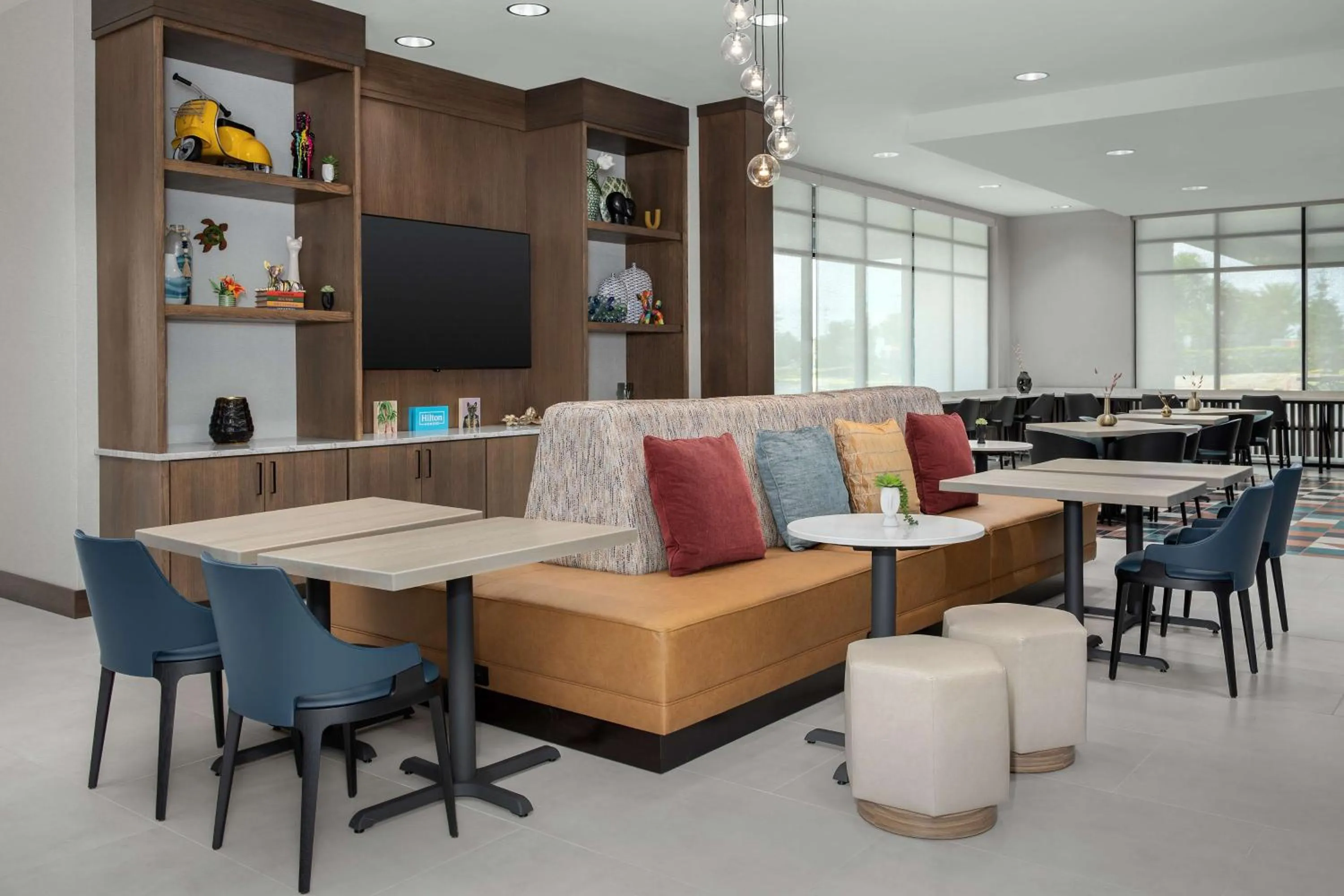 Lobby or reception in Hampton Inn Orlando Southeast Nona