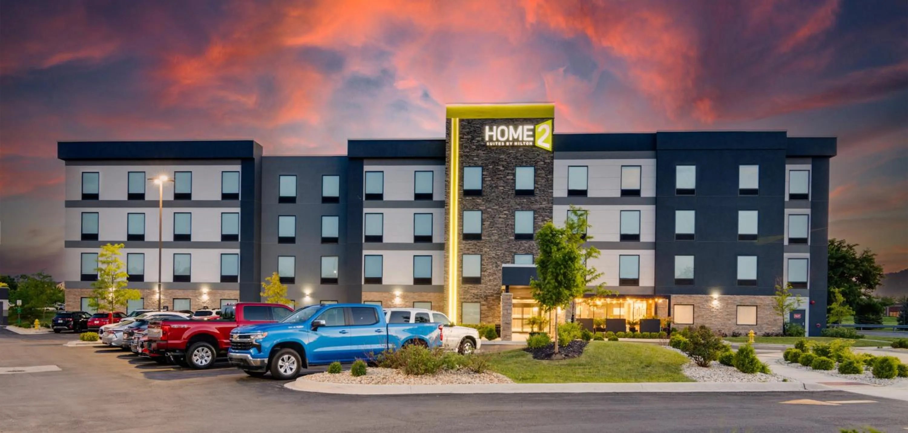 Property building in Home2 Suites By Hilton Bolingbrook Chicago