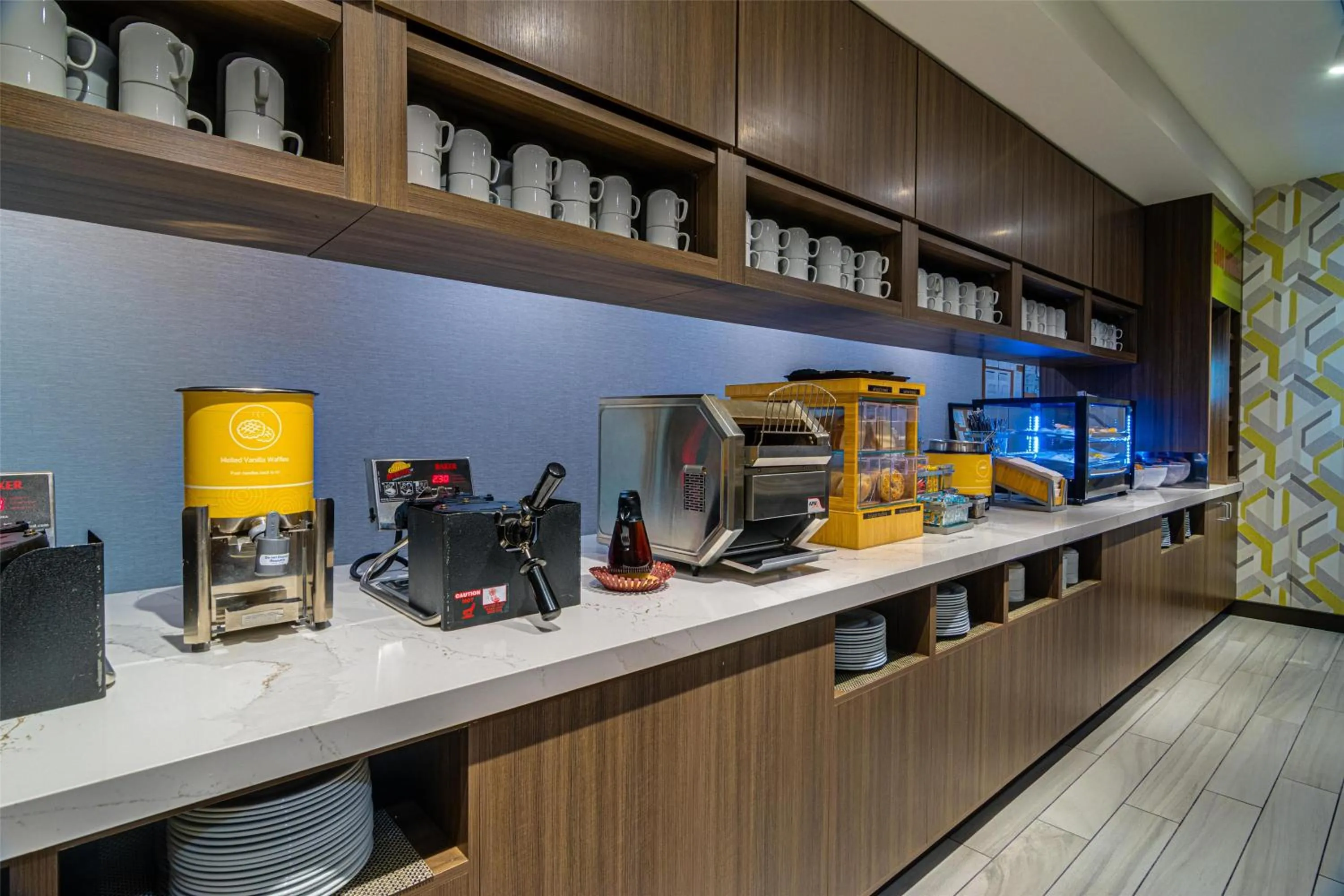 Breakfast in Home2 Suites By Hilton Bolingbrook Chicago