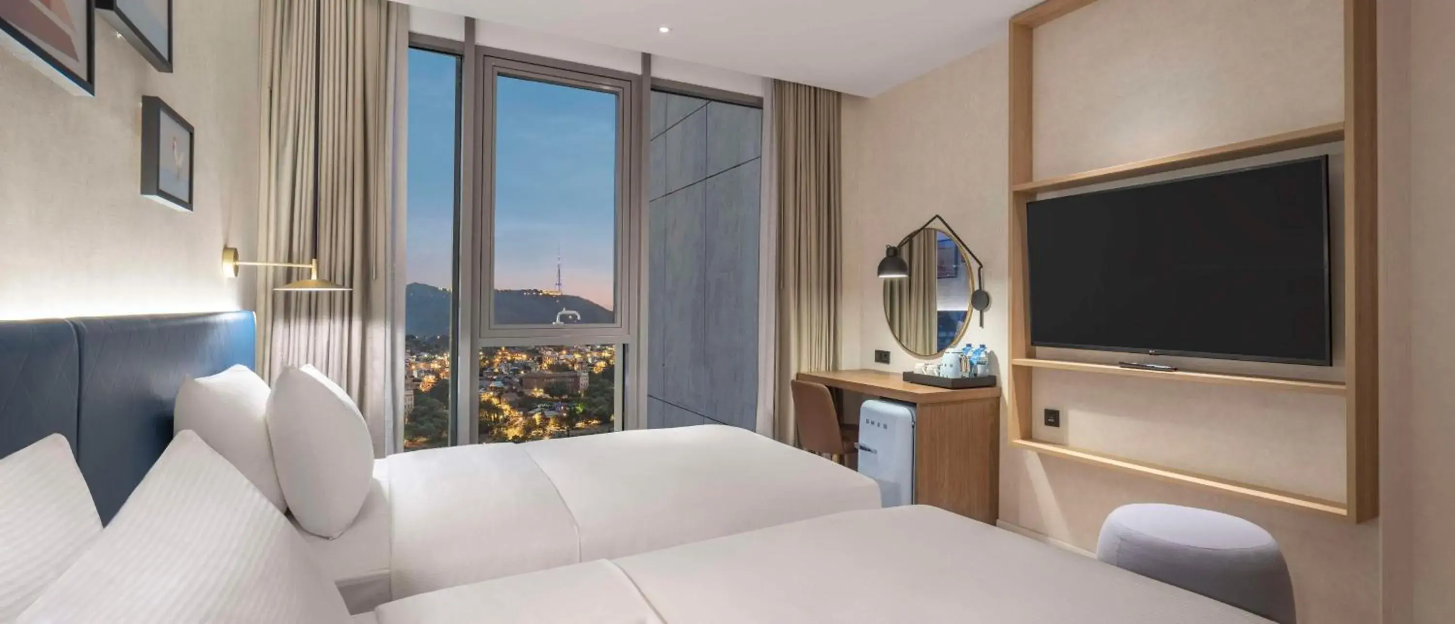 Twin Room in Hilton Garden Inn Tbilisi Riverview Twin Room in Hilton Garden Inn Tbilisi Riverview