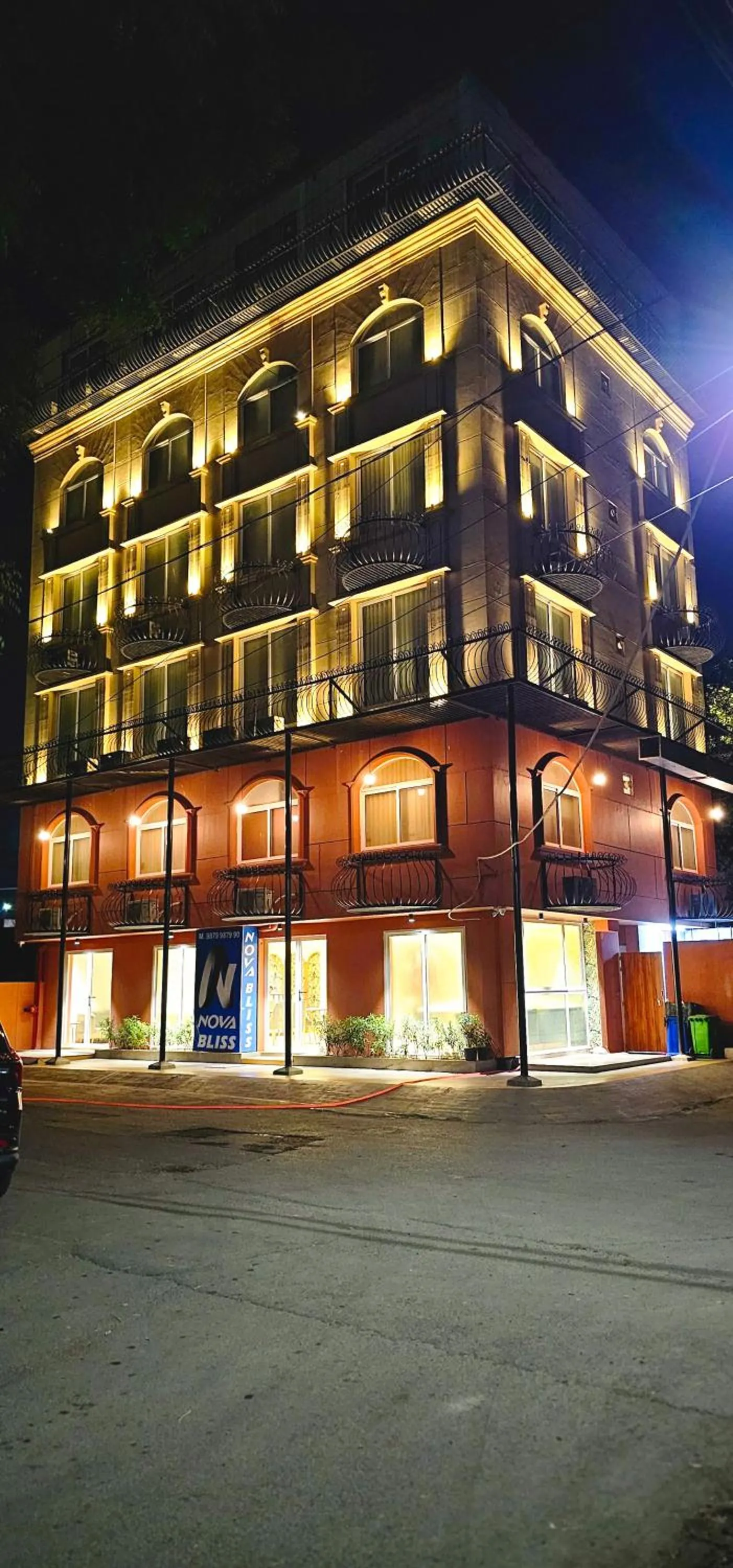 Facade/entrance in Hotel Nova Bliss