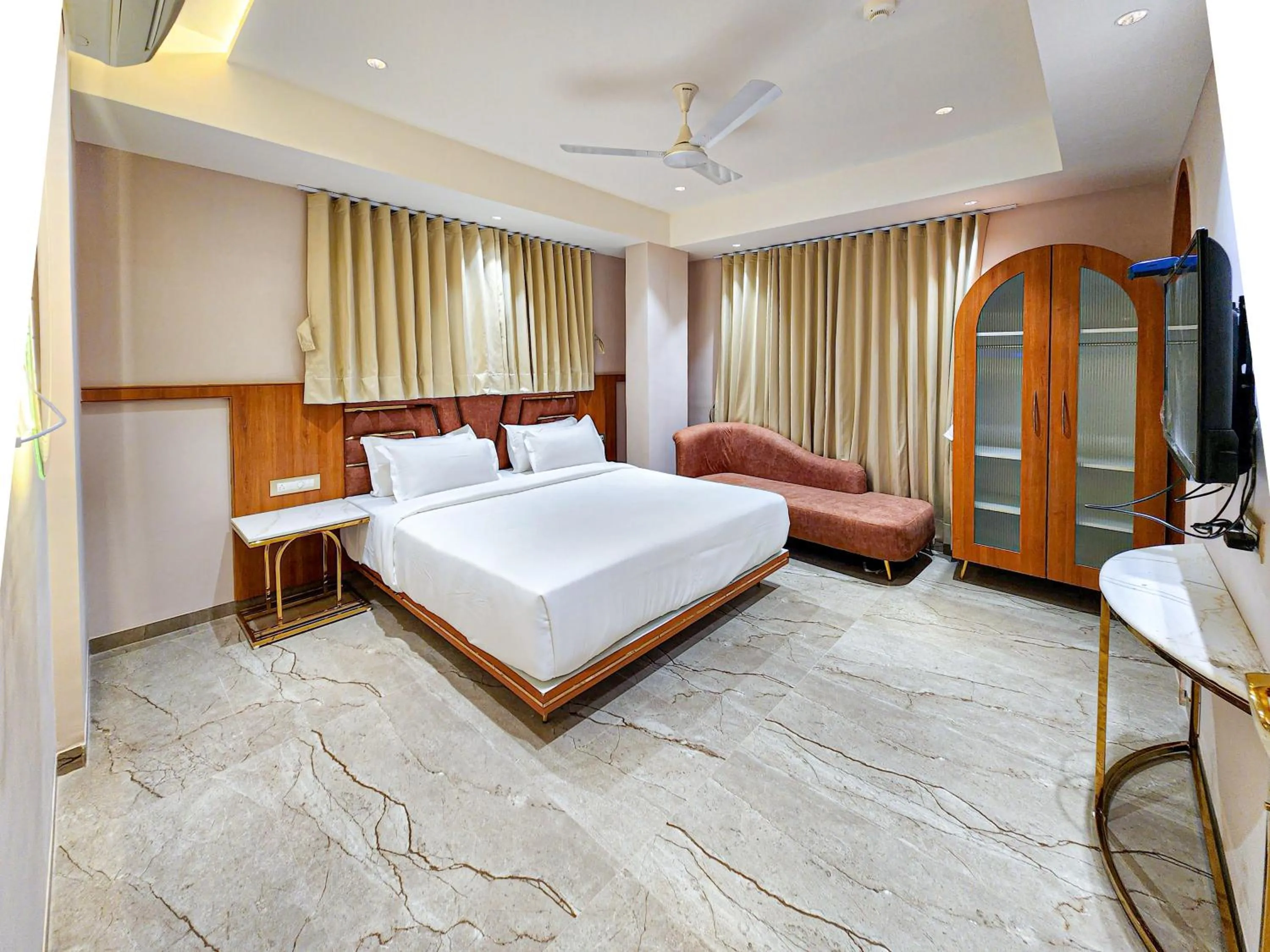 Bed in Hotel Nova Bliss