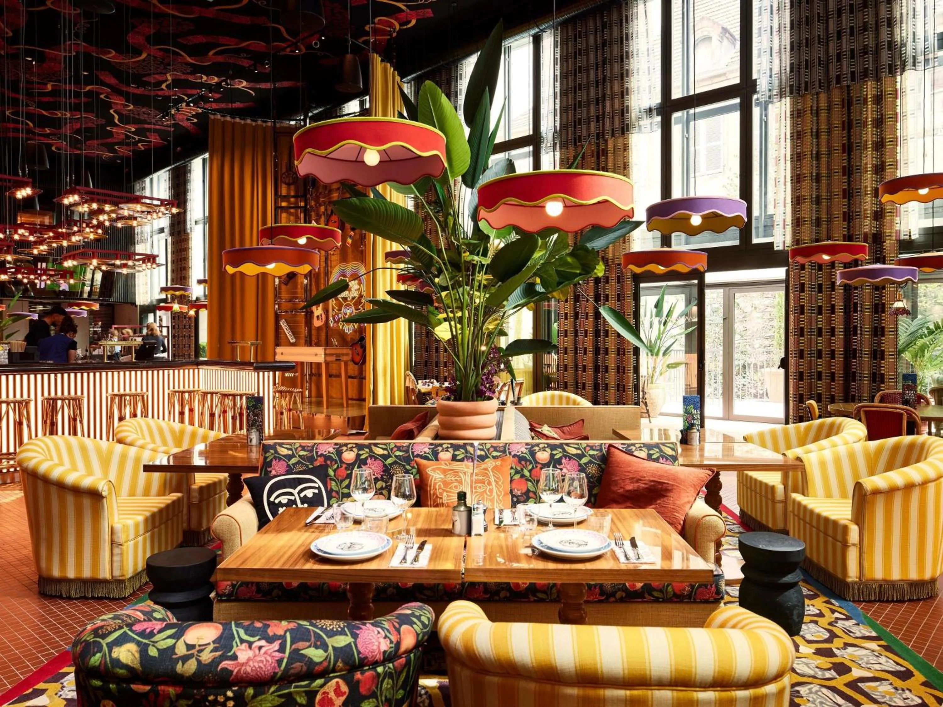 Restaurant/places to eat in Mama Shelter Dijon