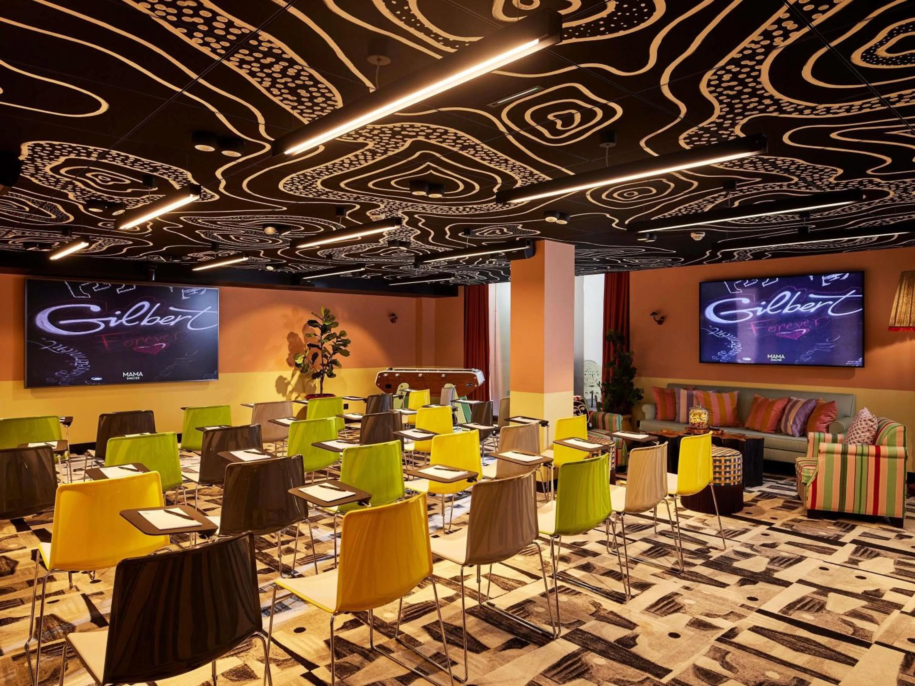 Meeting/conference room in Mama Shelter Dijon