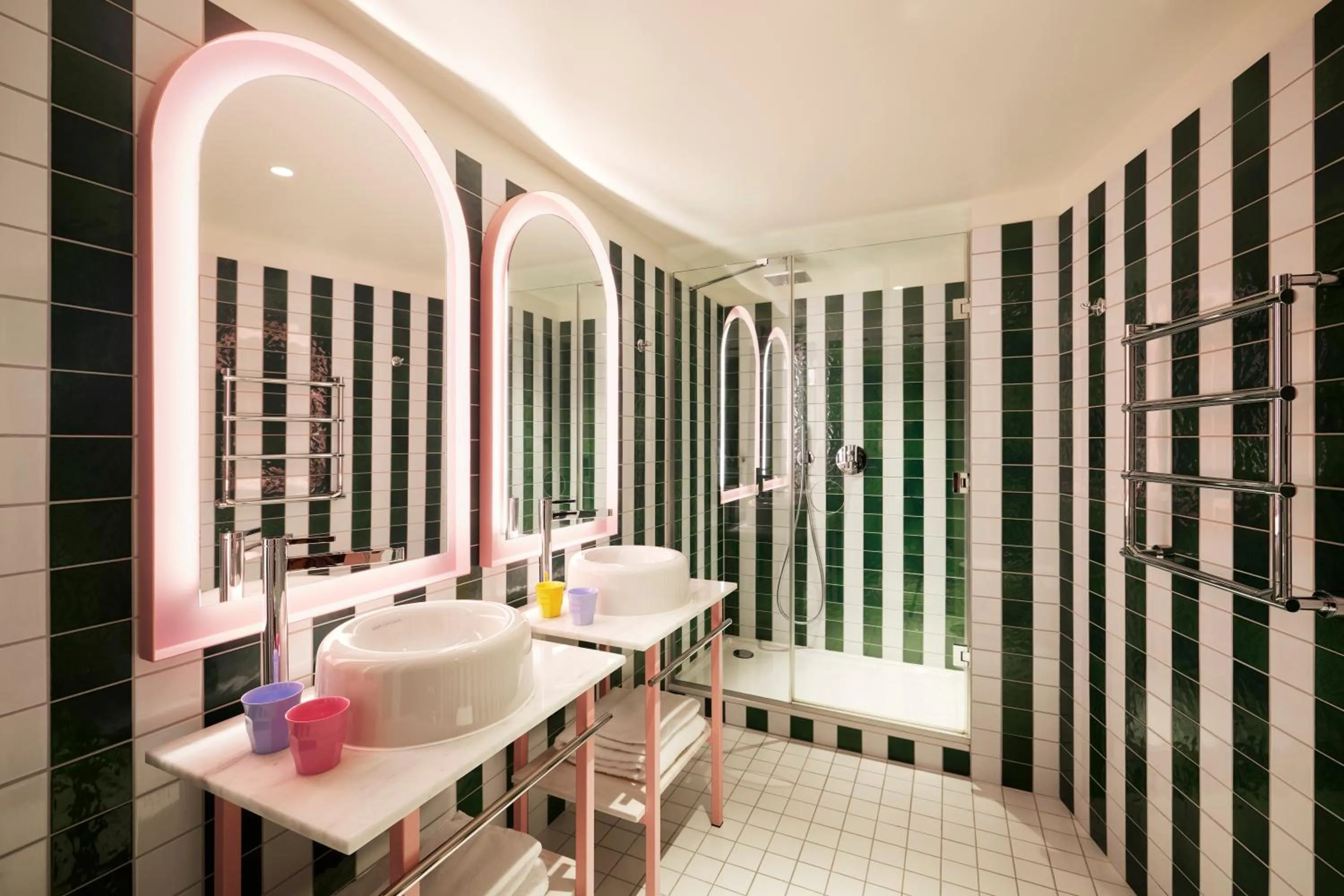 Bathroom in Mama Shelter Dijon