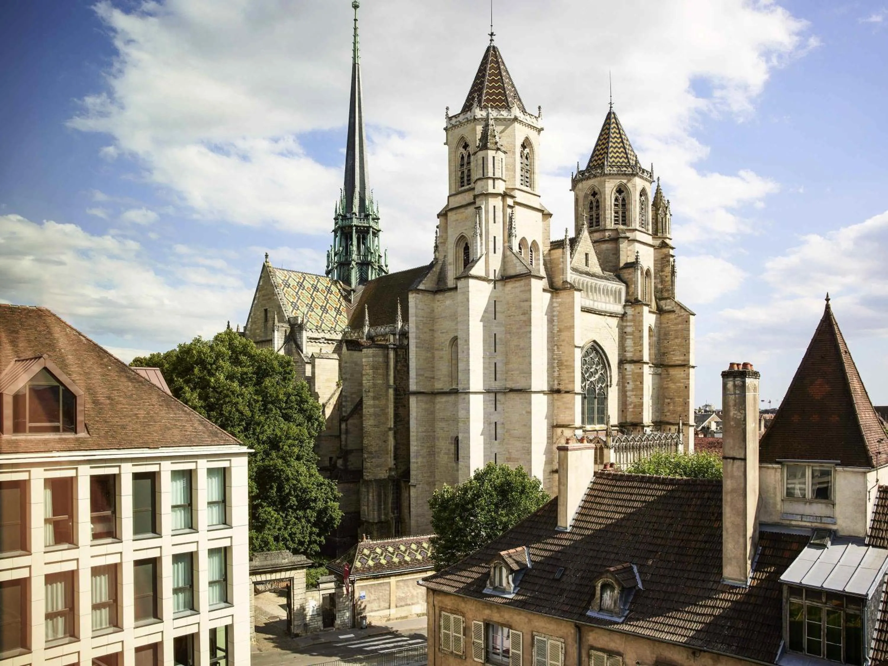 Bedroom in Mama Shelter Dijon