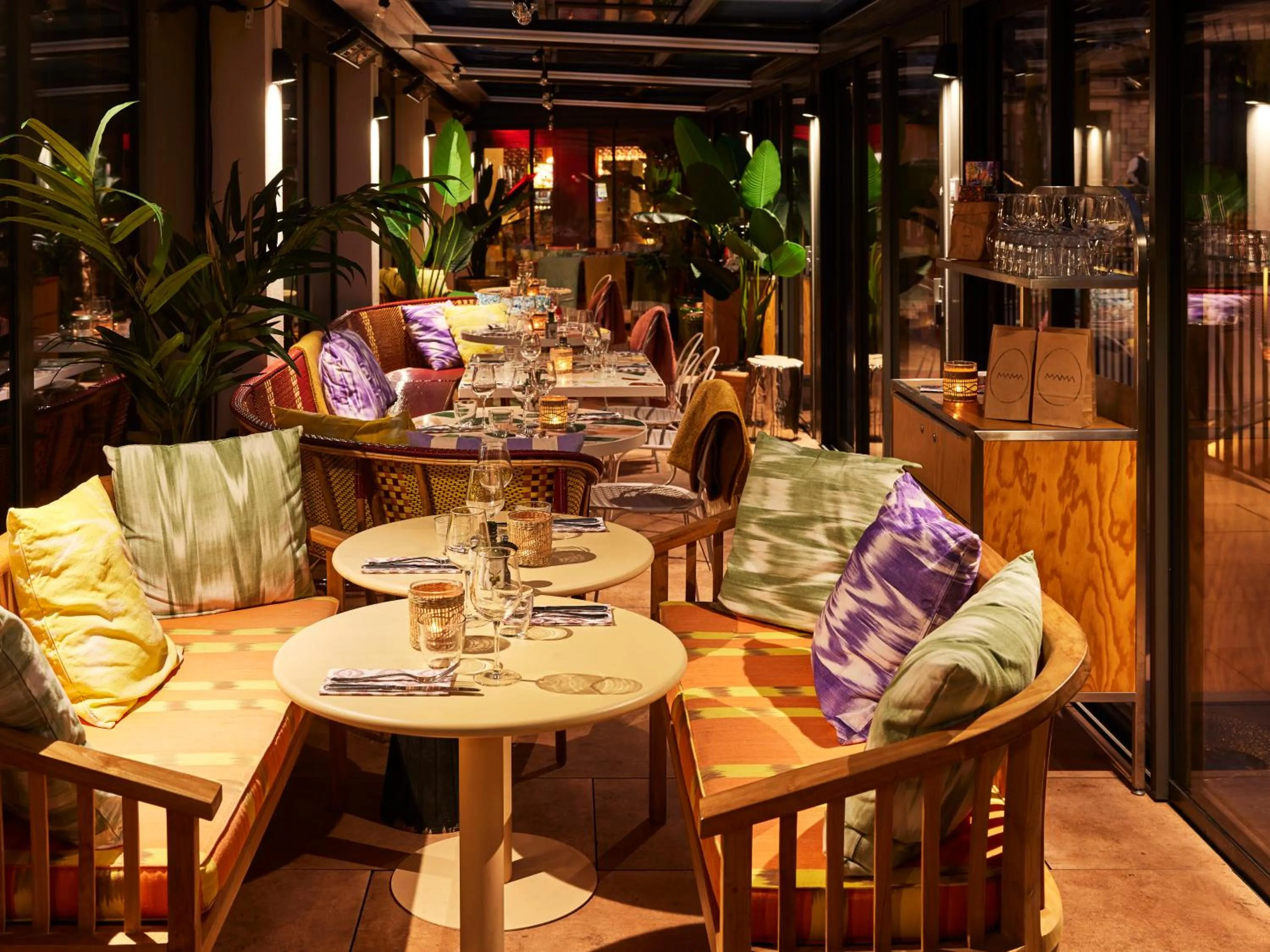 Patio in Mama Shelter Dijon