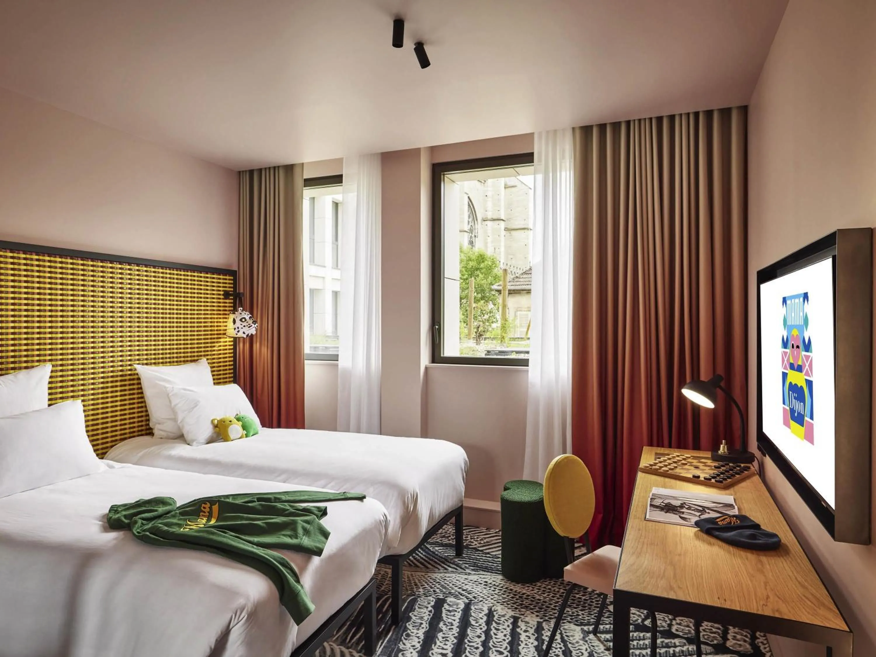 Bedroom, Bed in Mama Shelter Dijon