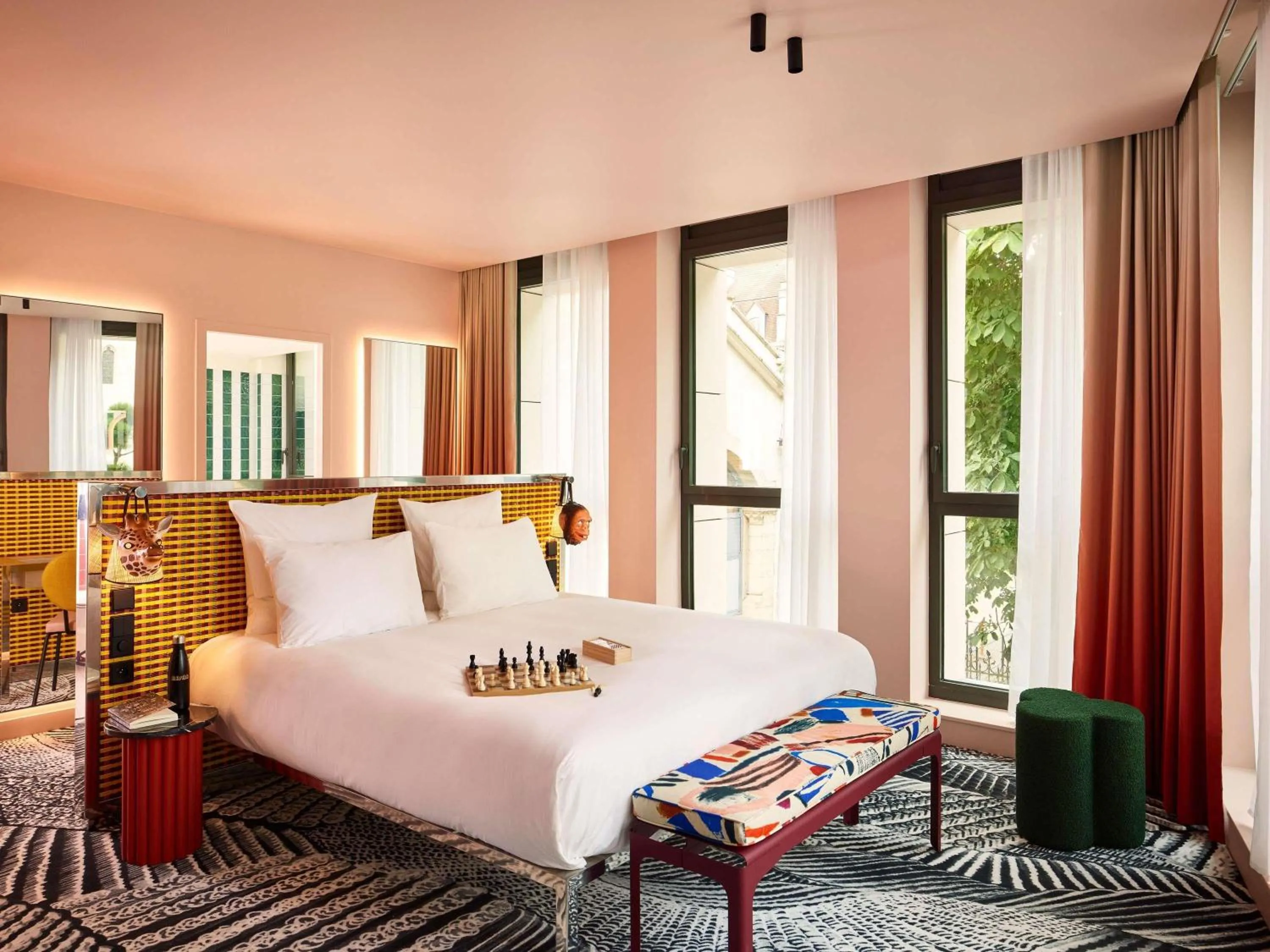 Bedroom, Bed in Mama Shelter Dijon