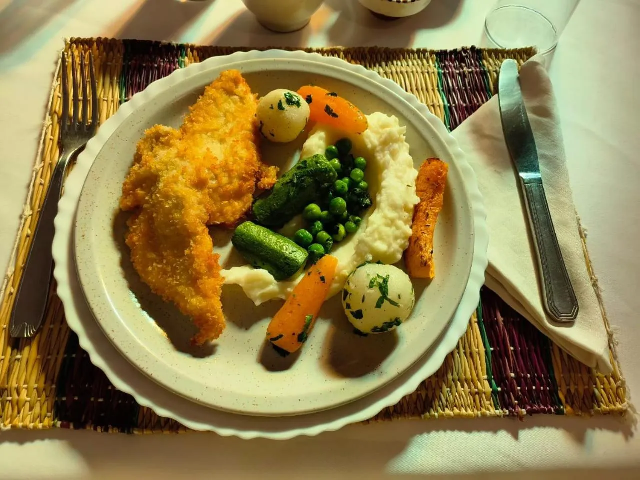 Food and drinks in Horaz desert Camp