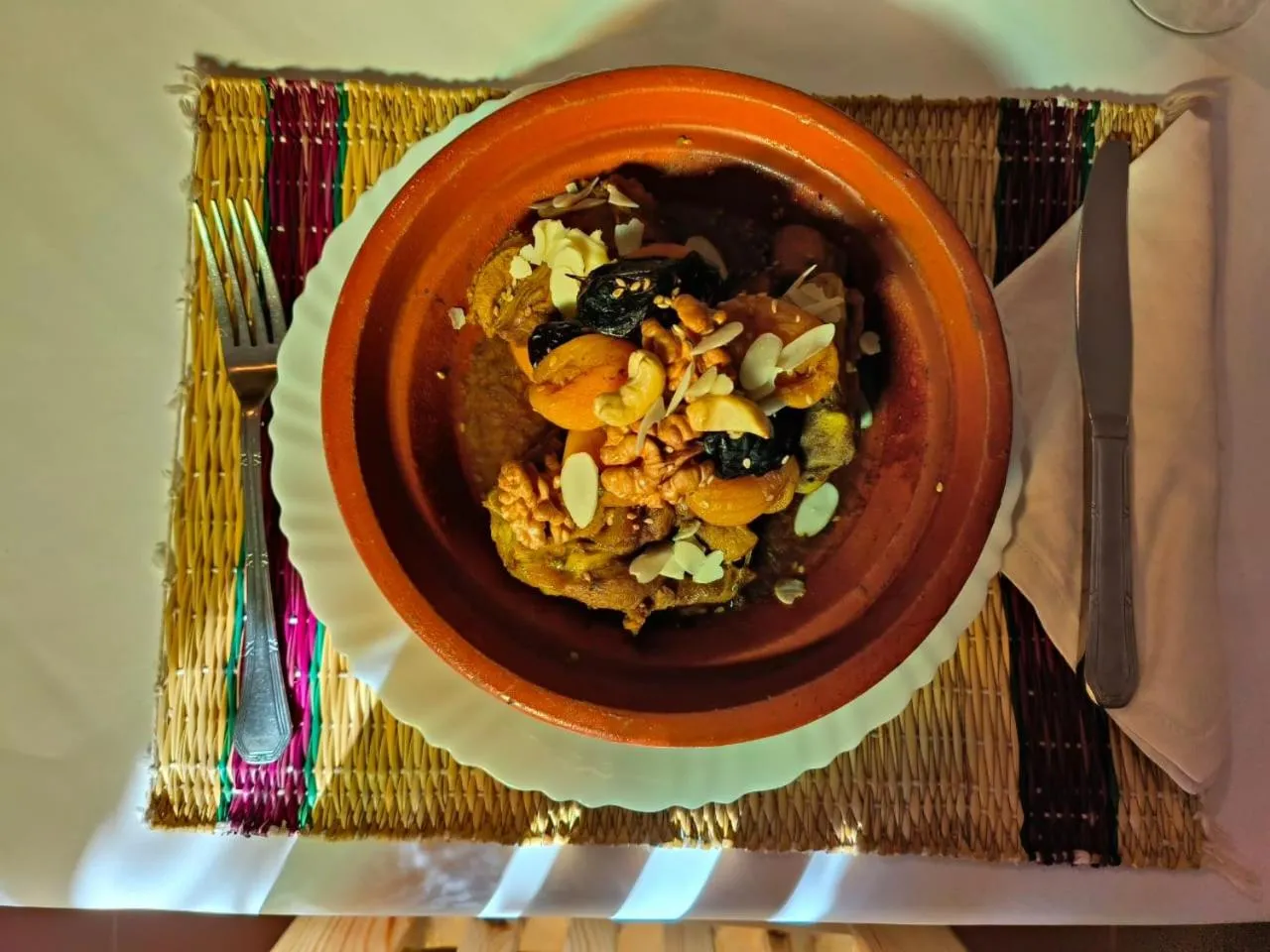 Food and drinks in Horaz desert Camp