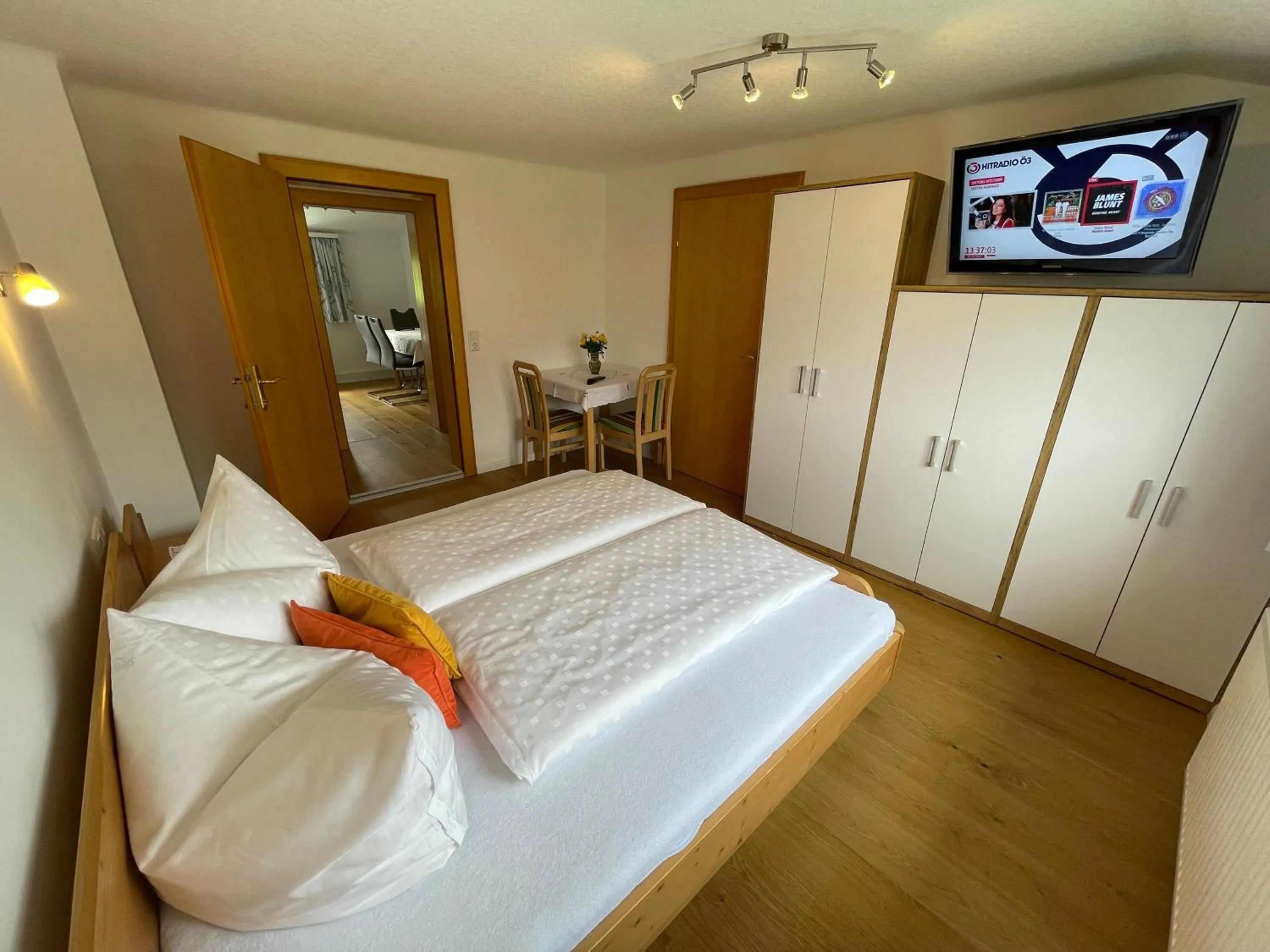 TV and multimedia, Bed in Burglehnerhof