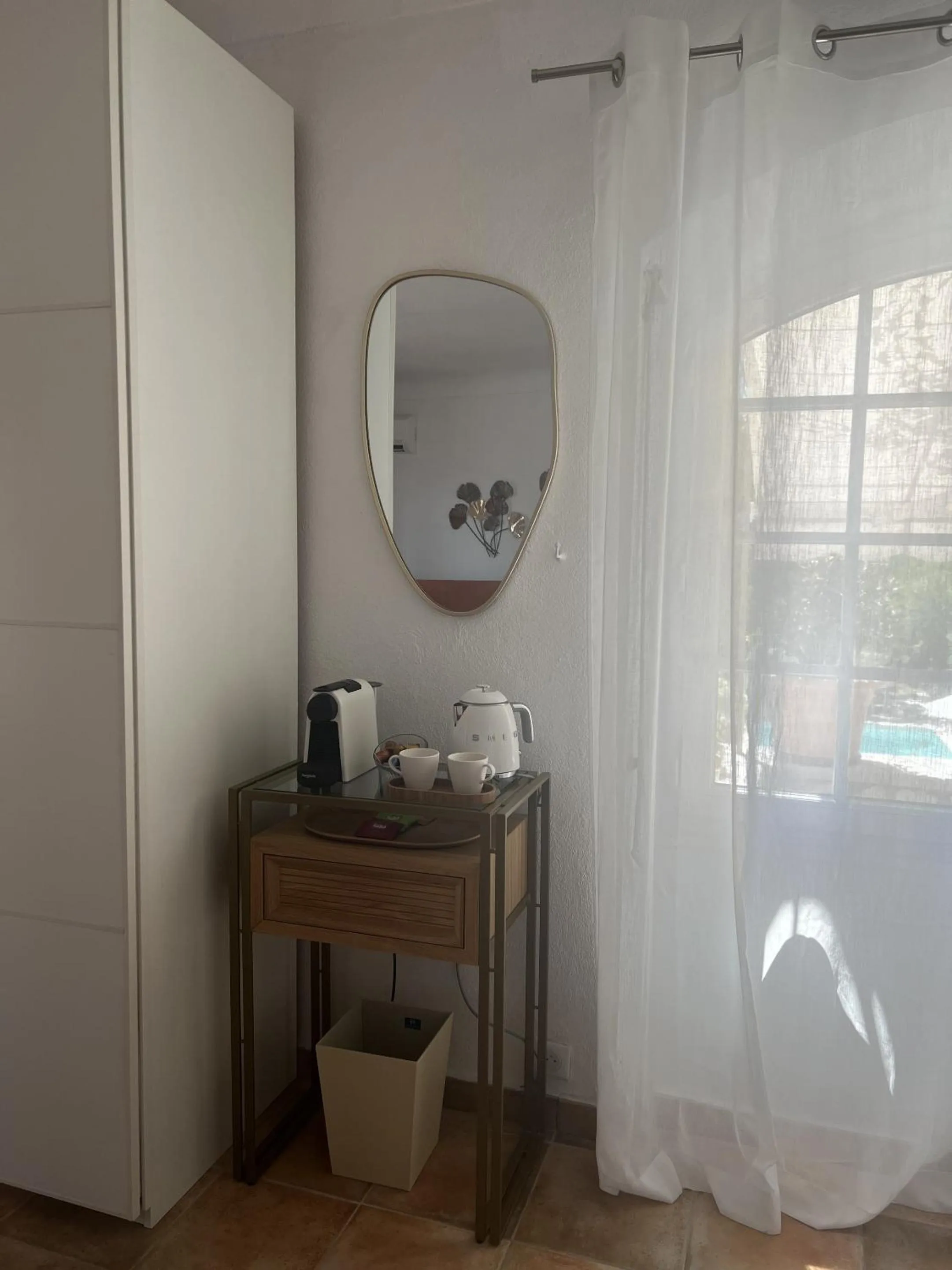 Bedroom in les petites terrasses