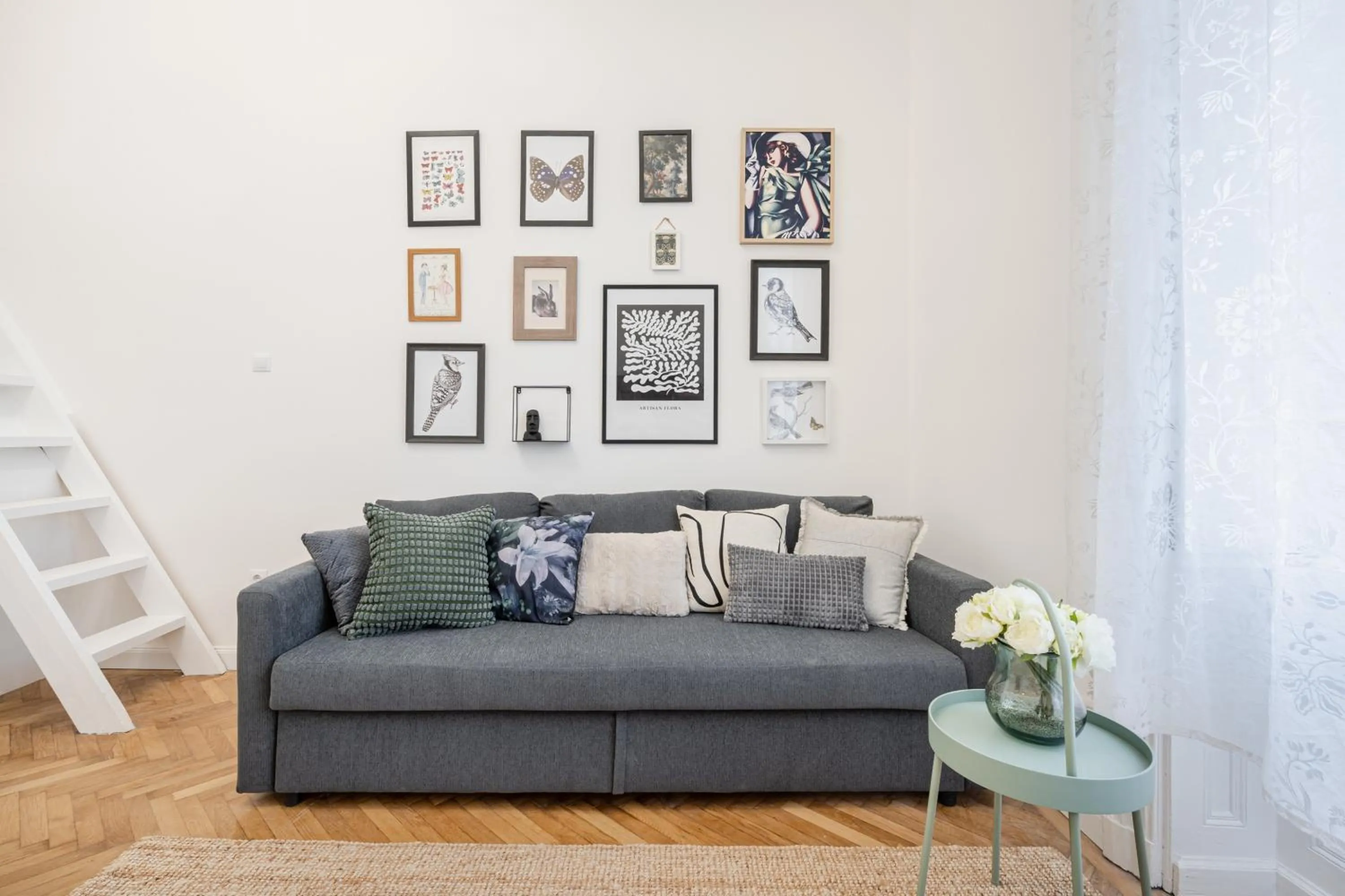 Atmos Glare Apartment