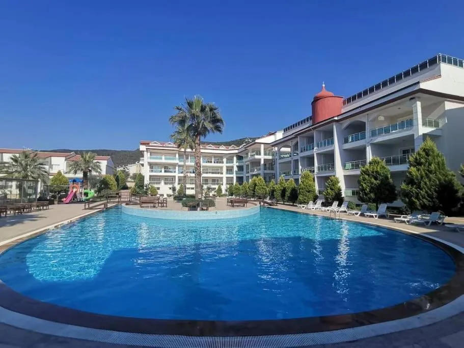 Property building in AKBÜK Palace Resıdence