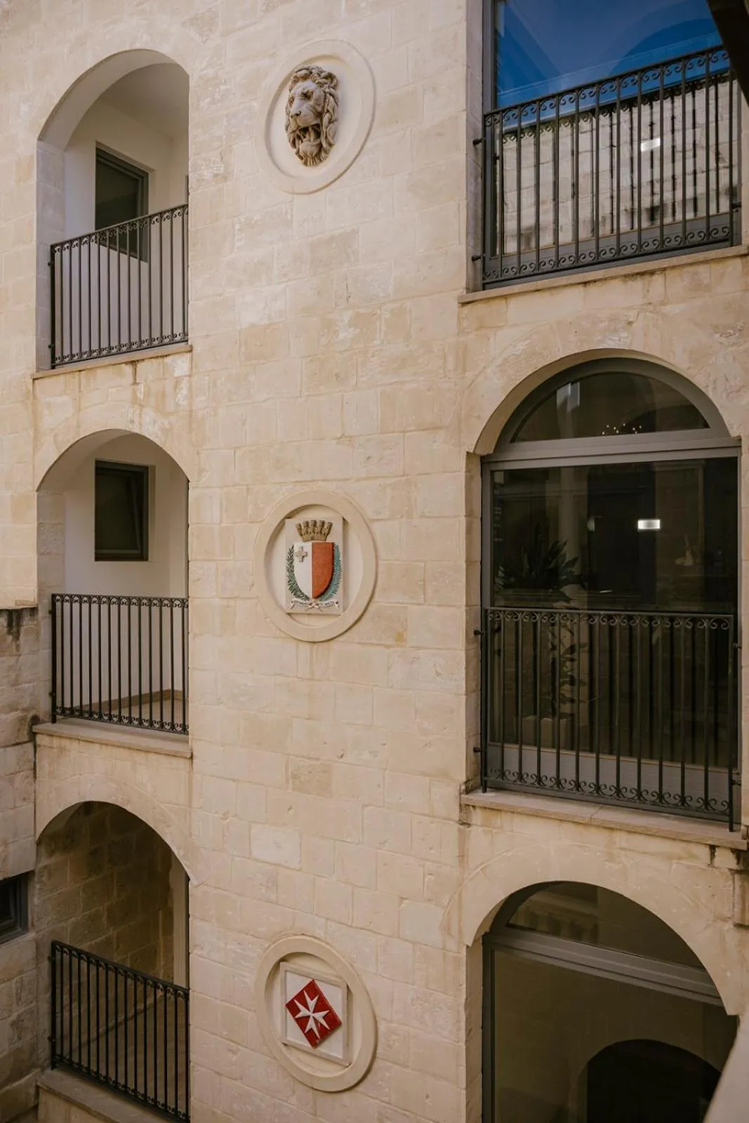 Inner courtyard view in IBB Hotel Palazzo Bettina Malta