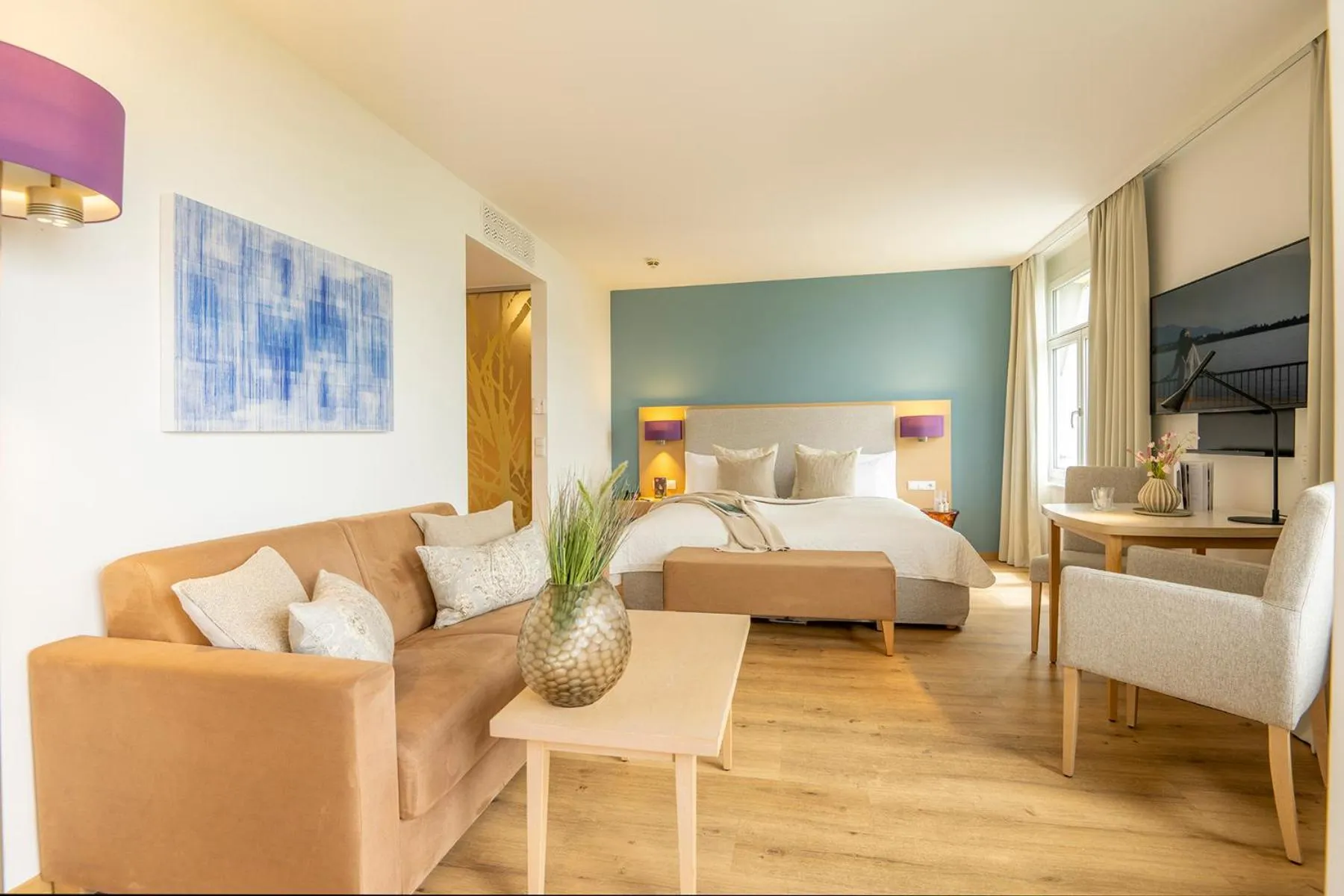 Photo of the whole room, Bed in Seehotel am Kaiserstrand