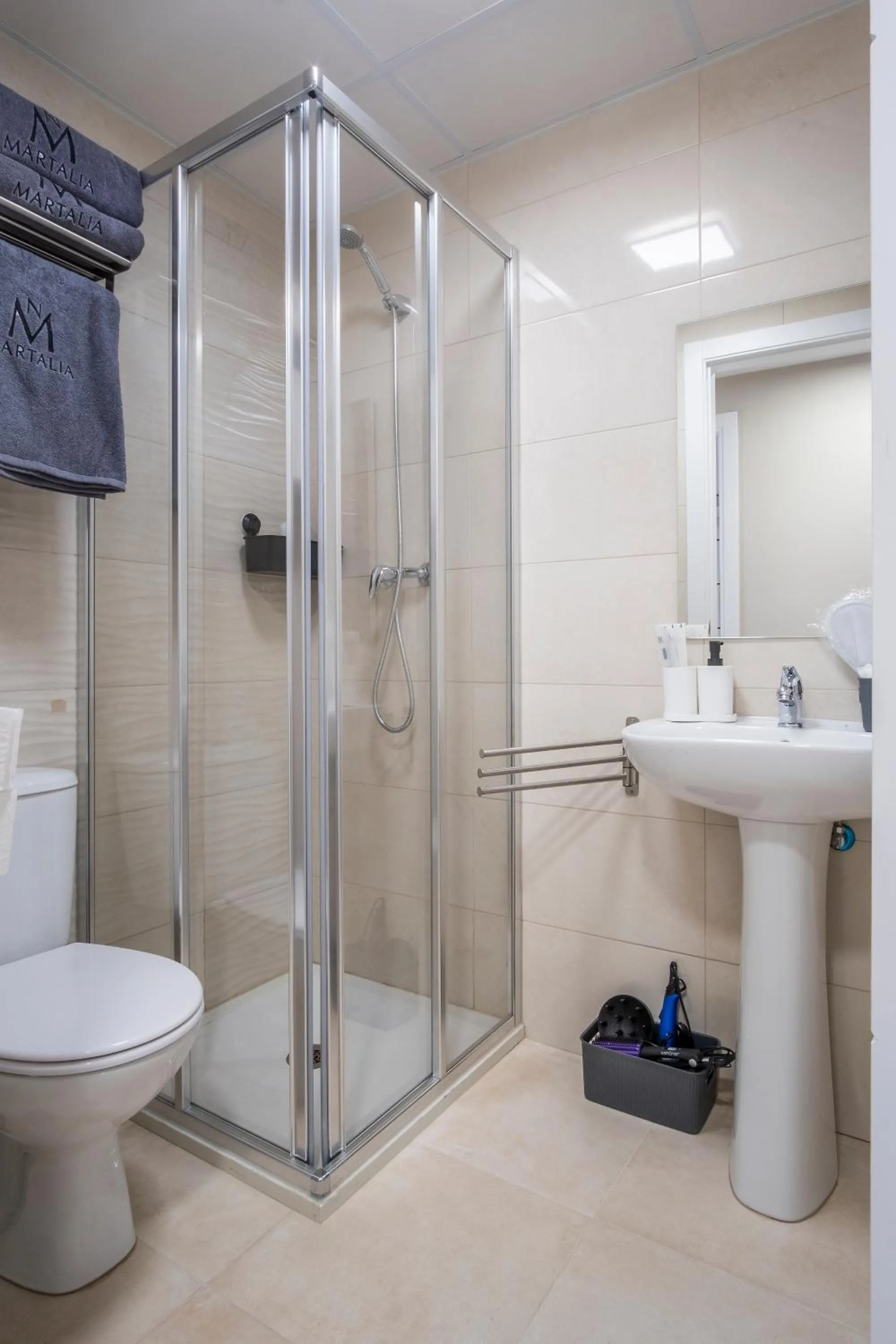 Bathroom in Apartamentos Martalia Áticos Deluxe