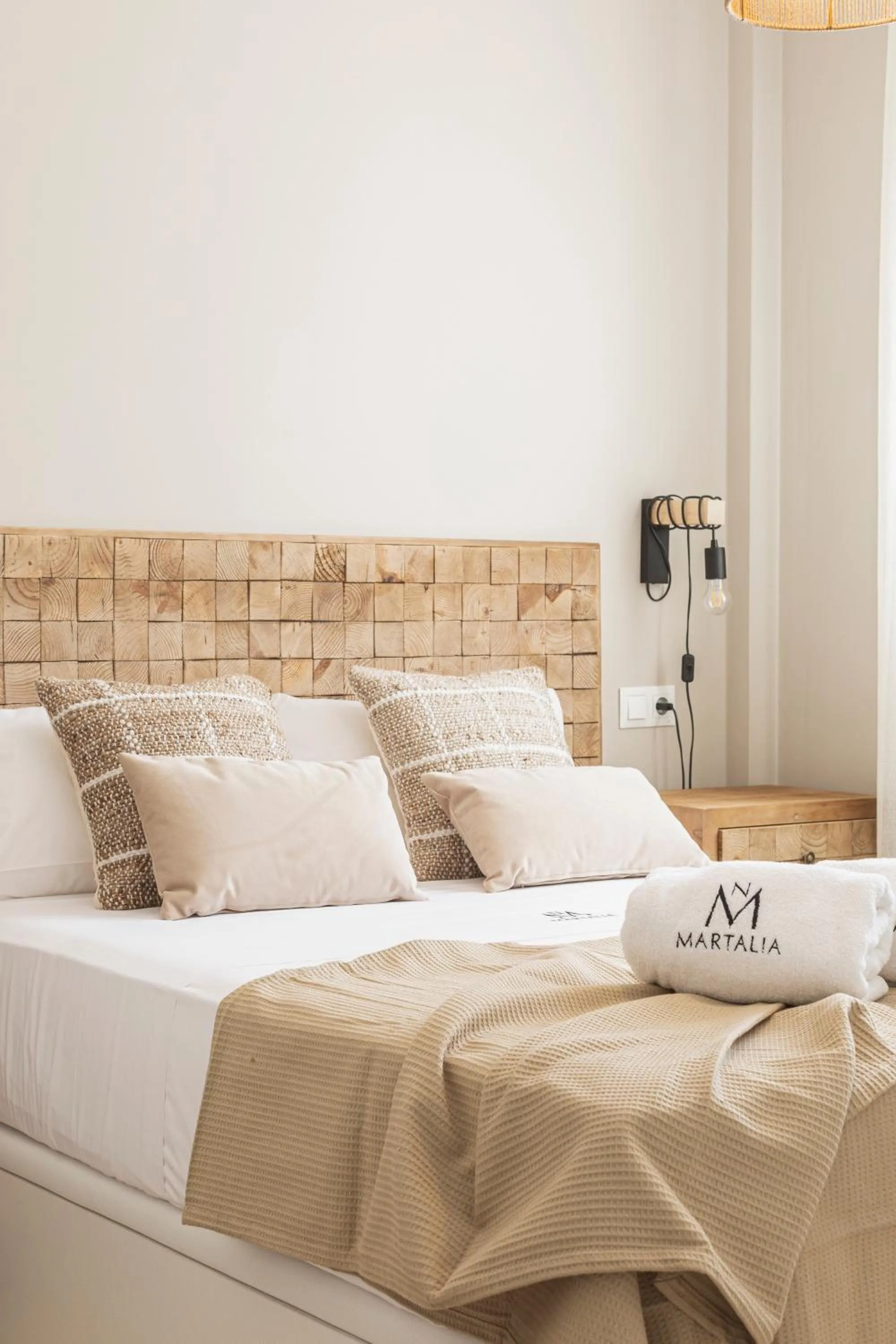 Bedroom, Bed in Apartamentos Martalia Áticos Deluxe